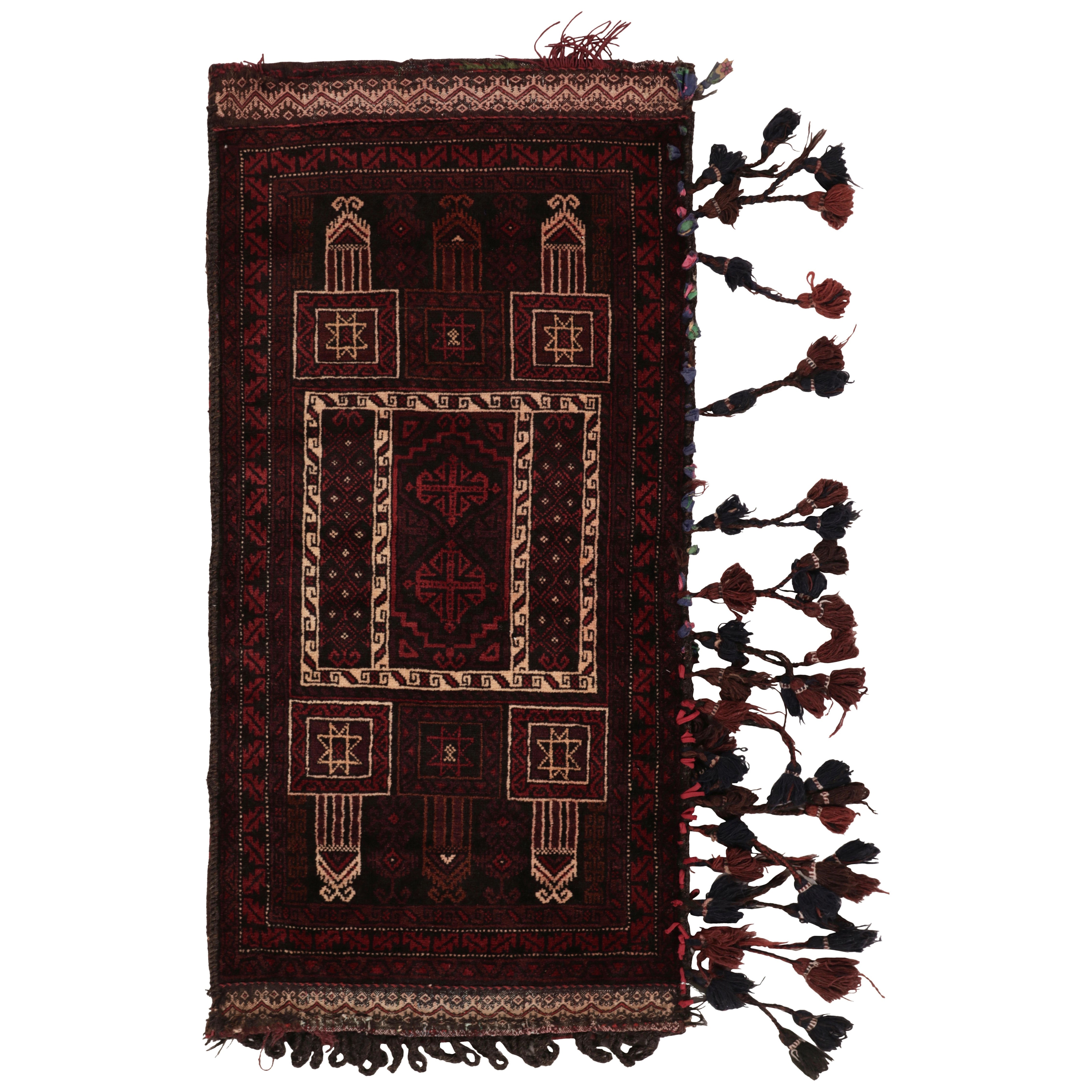 Sacoche ancienne Textile tribal à motifs géométriques bourgogne - Rug & Kilim en vente