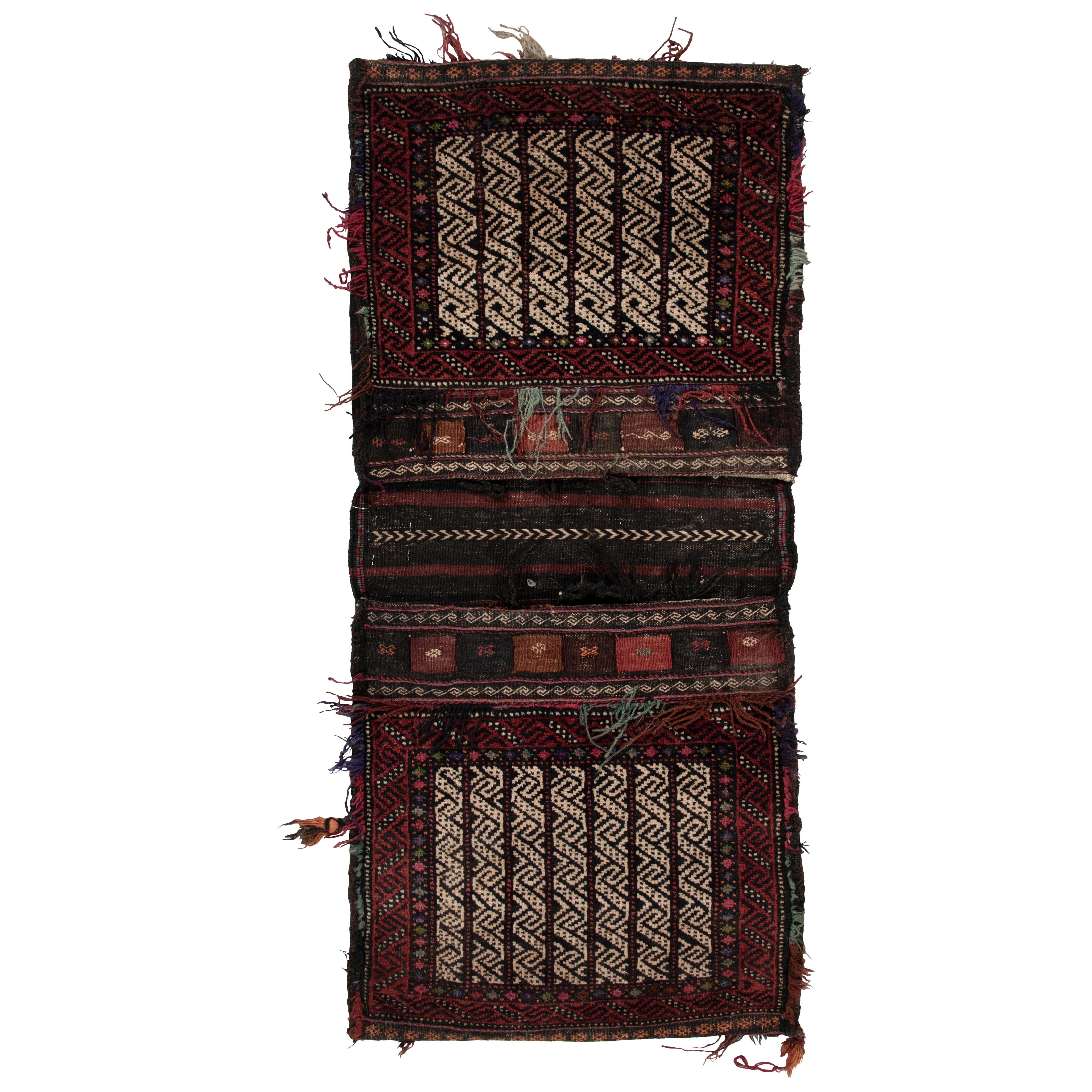 Sacoche ancienne Textile tribal aux riches motifs géométriques - Rug & Kilim