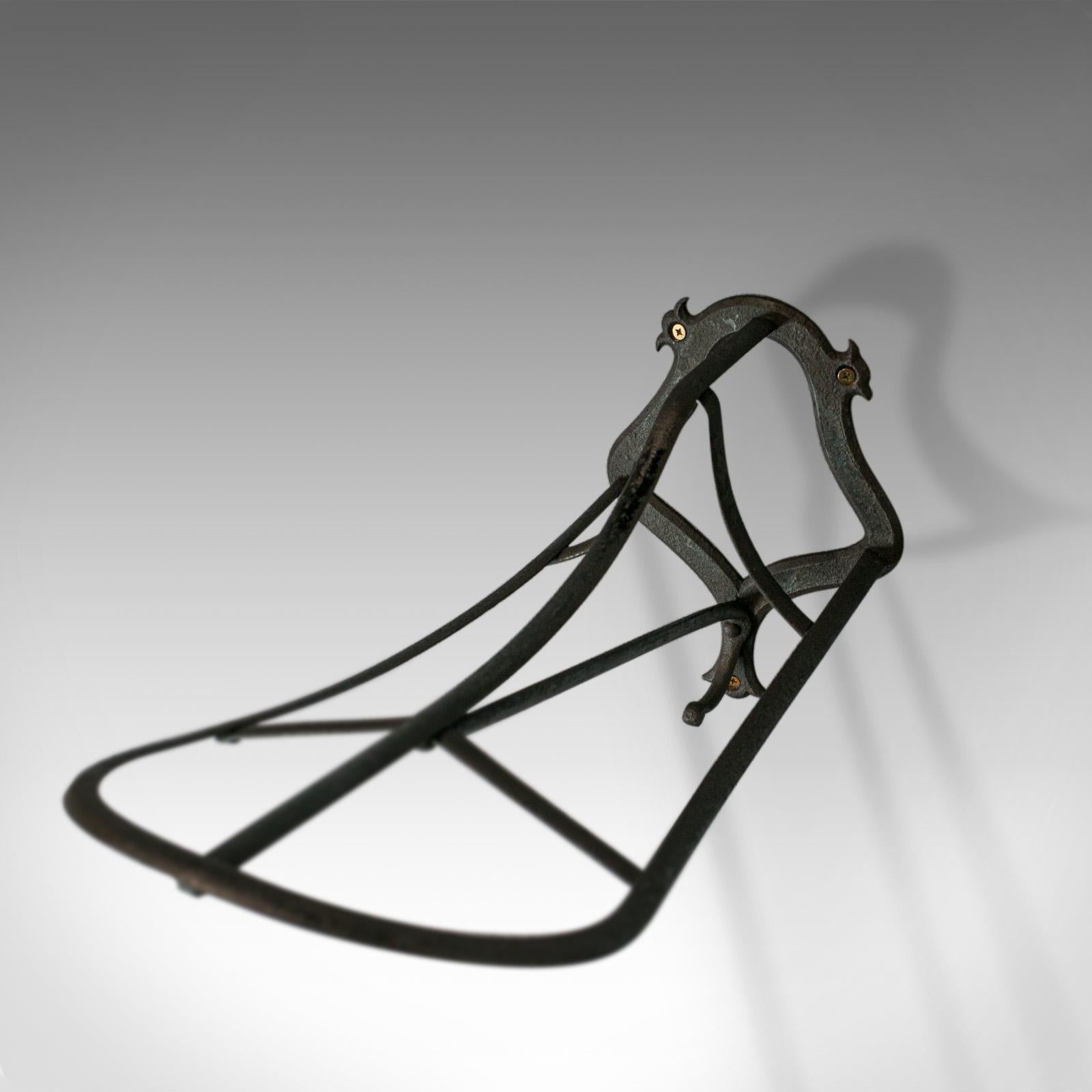 cast iron saddle rack