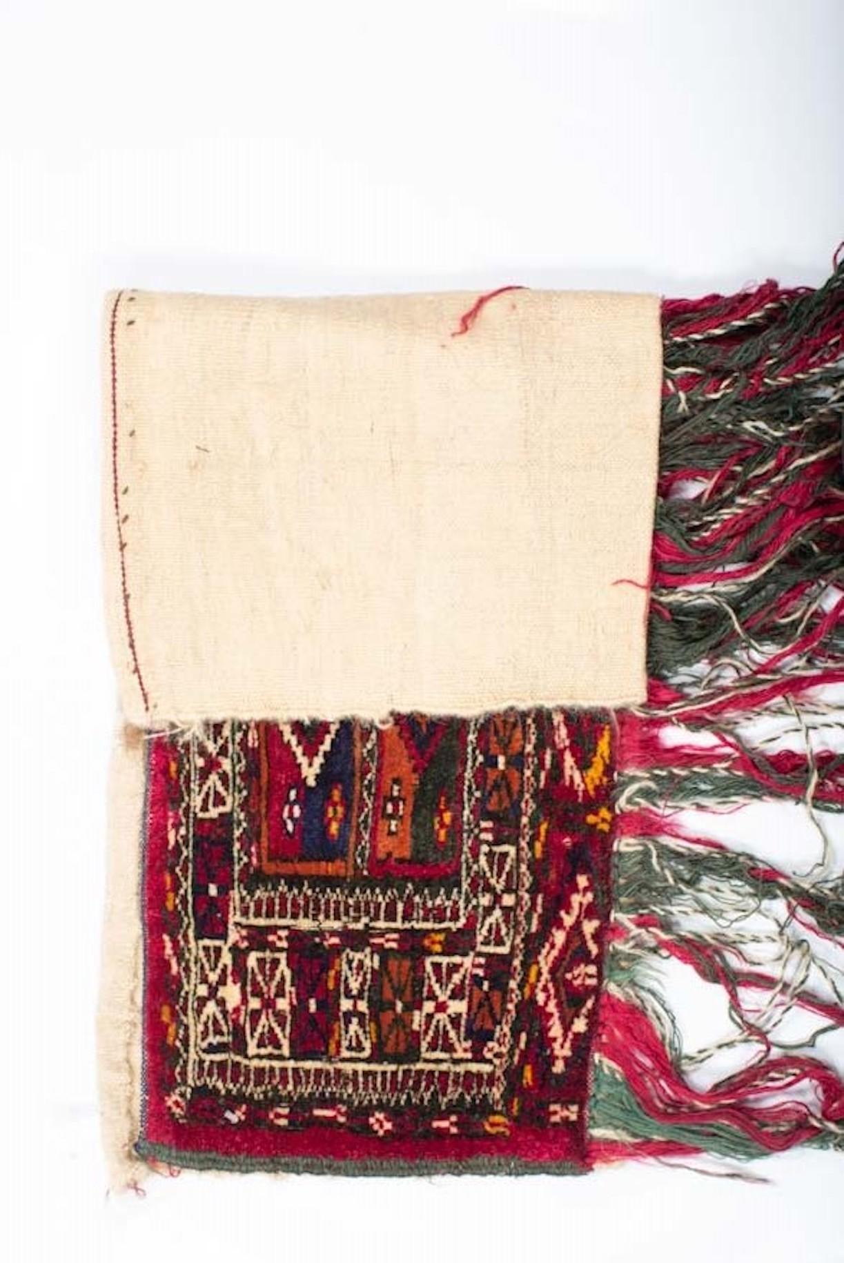 Sacoche antique Yamoud 1'5 x 9'0