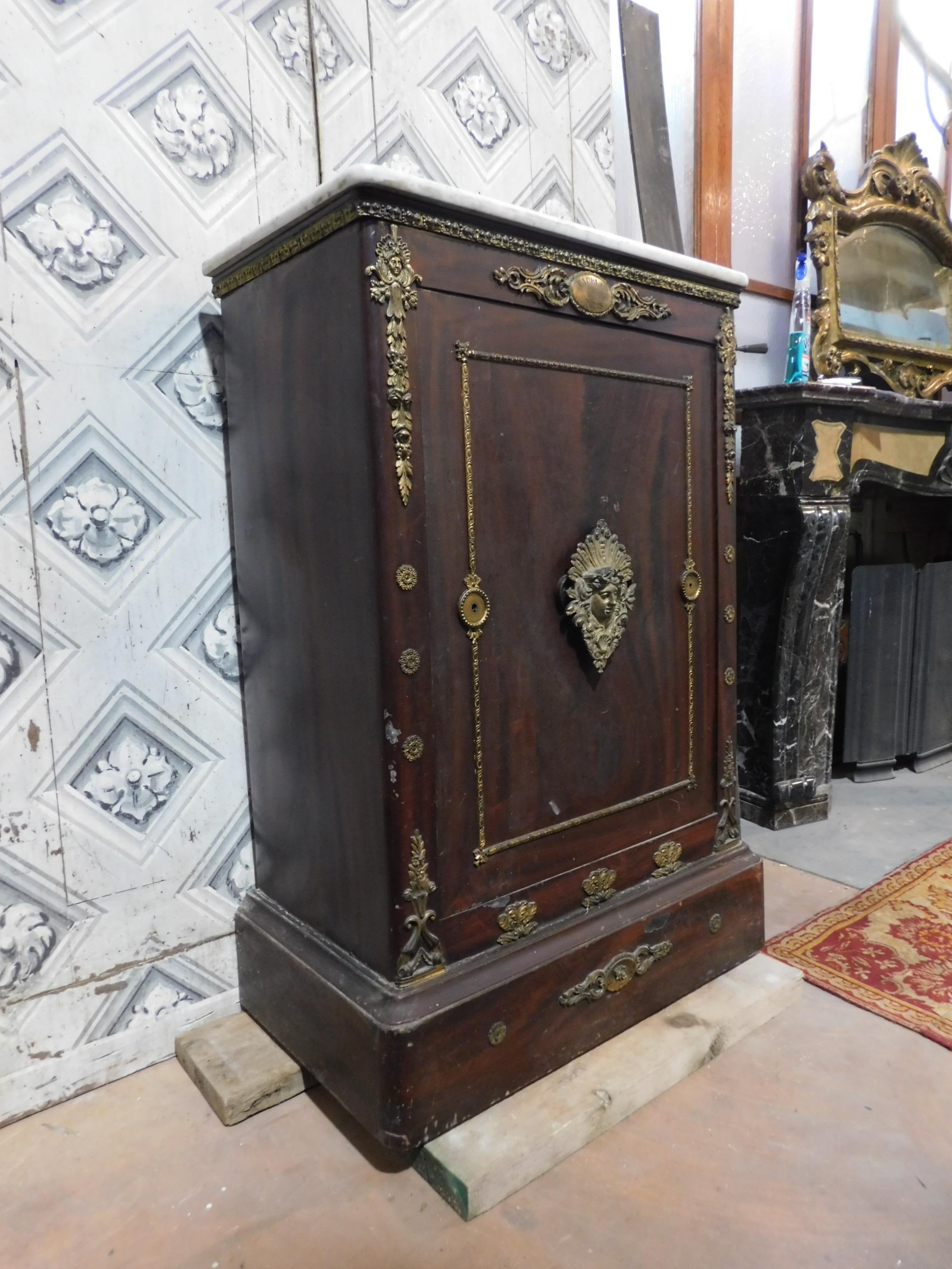 French Antique Safe in Lacquered Iron as Imitation Wood, 19th Century in France 'Paris'