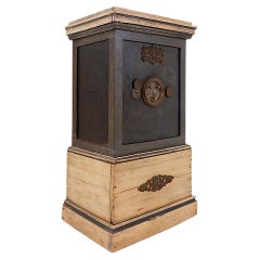 Antique safe, Incombustible BAUCHE early 20th century