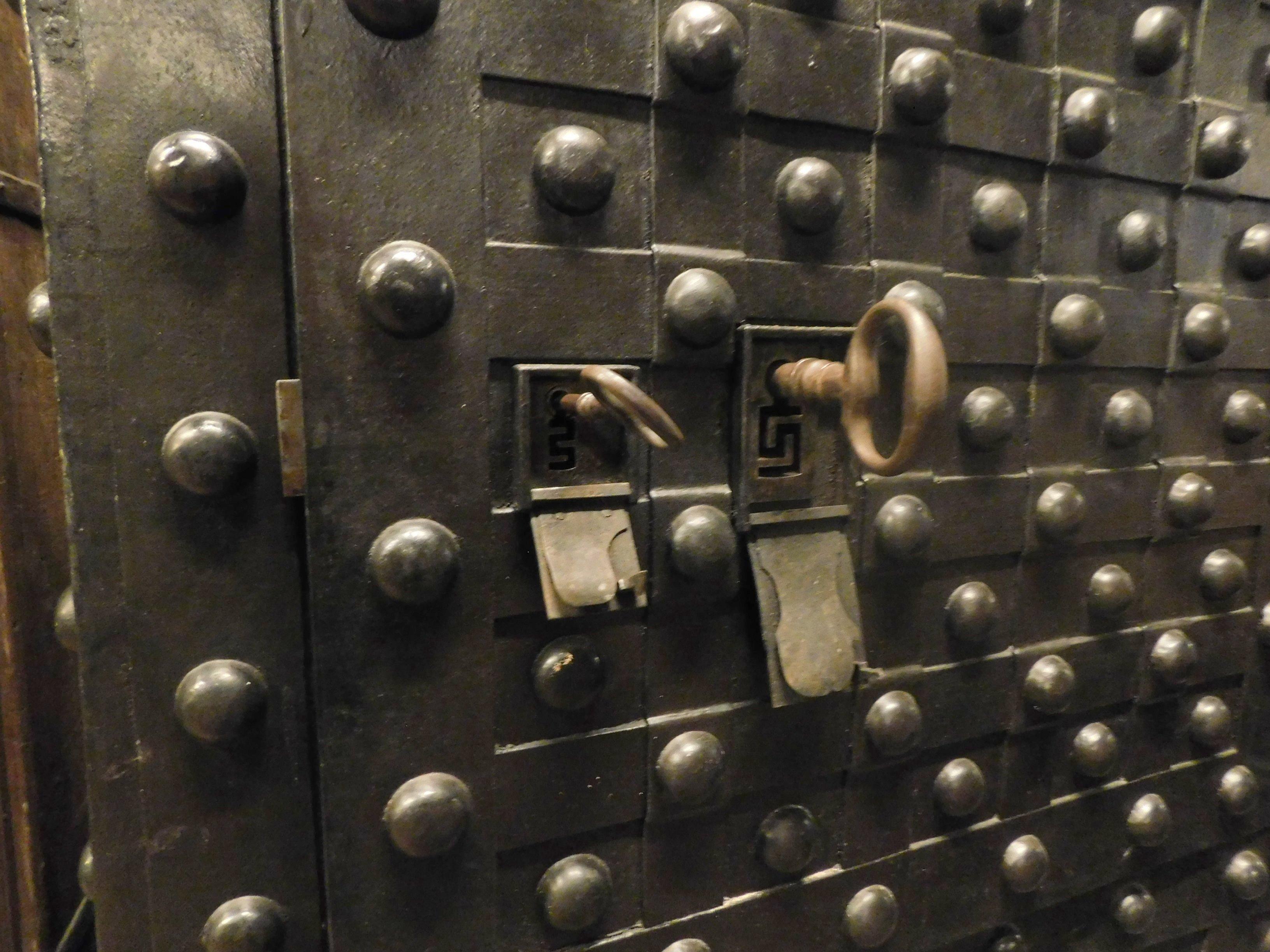 Antique Safe Strongbox in Wood and Black Iron, Studs and Nails, Late 1600, Italy 8