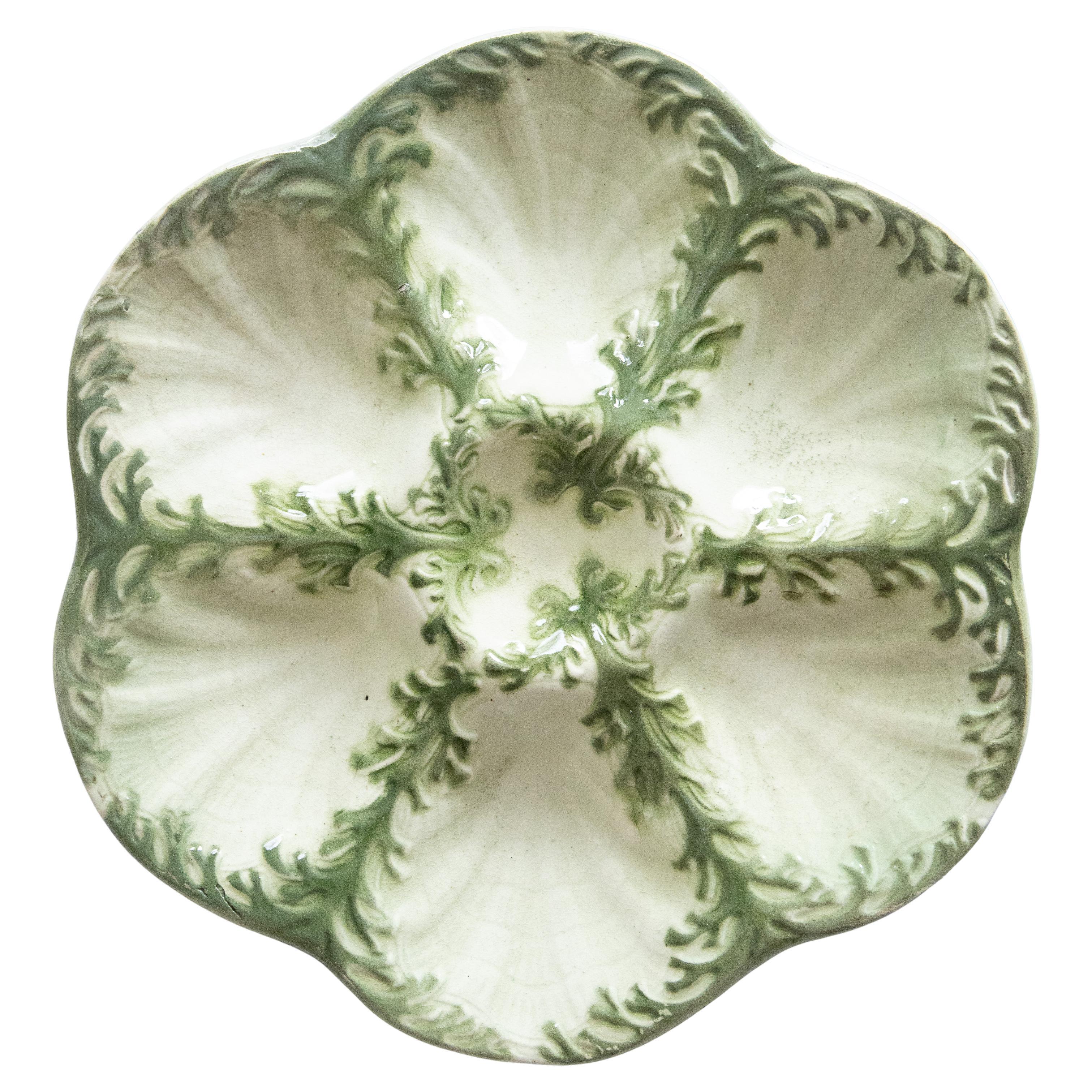 Antiguo plato para ostras de algas verdes de mayólica de Saint Clement Luneville, c 1900