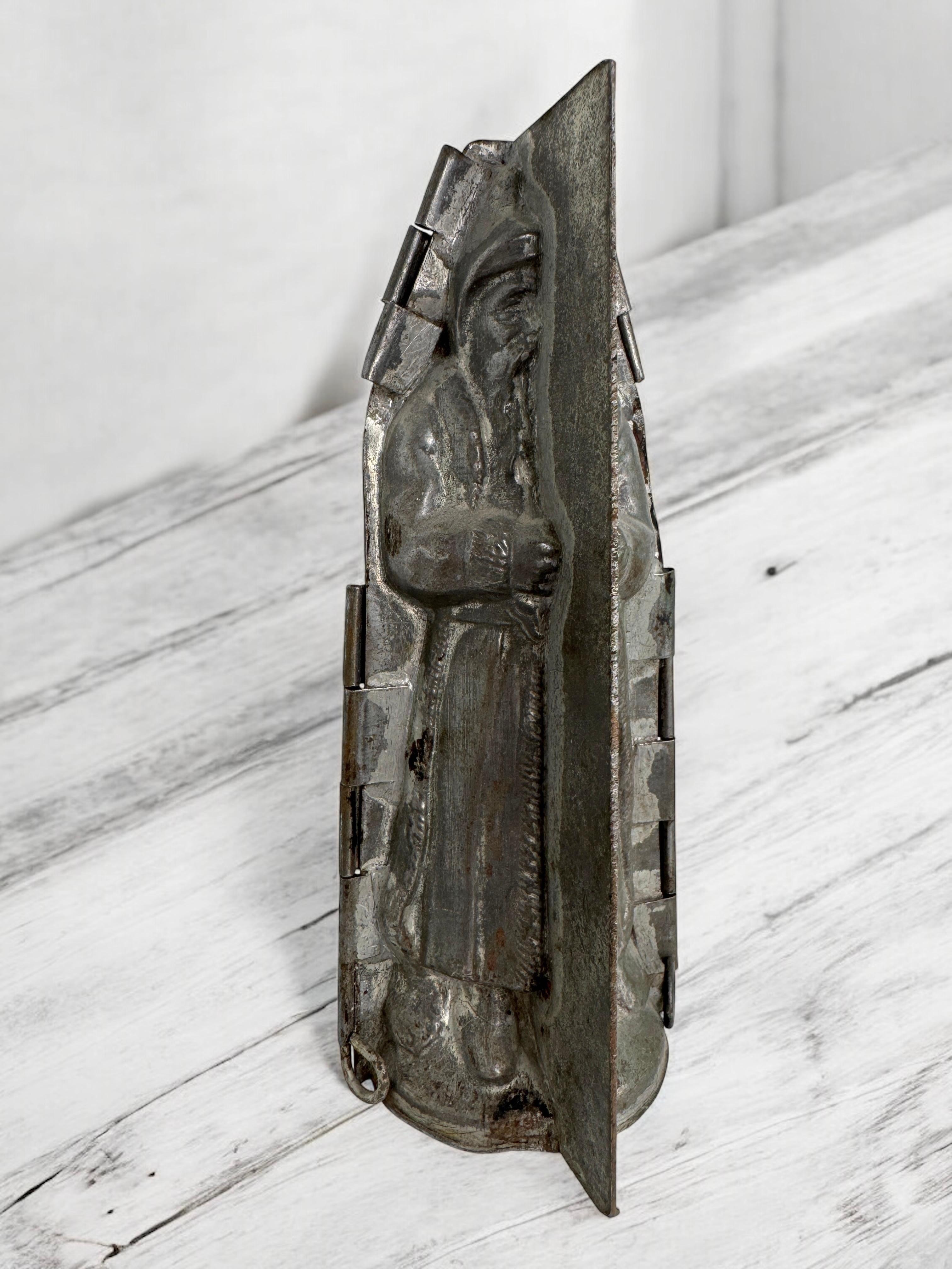 Antique Saint Nicholas Belsnickle Santa Christmas Chocolate Mold, France 1900s For Sale 4