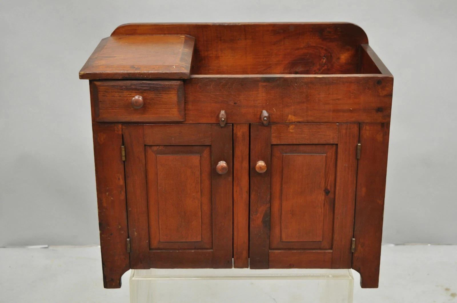 Antique Salesman Sample Primitive Miniature Pine Wood Small Dry Sink Washstand For Sale 6