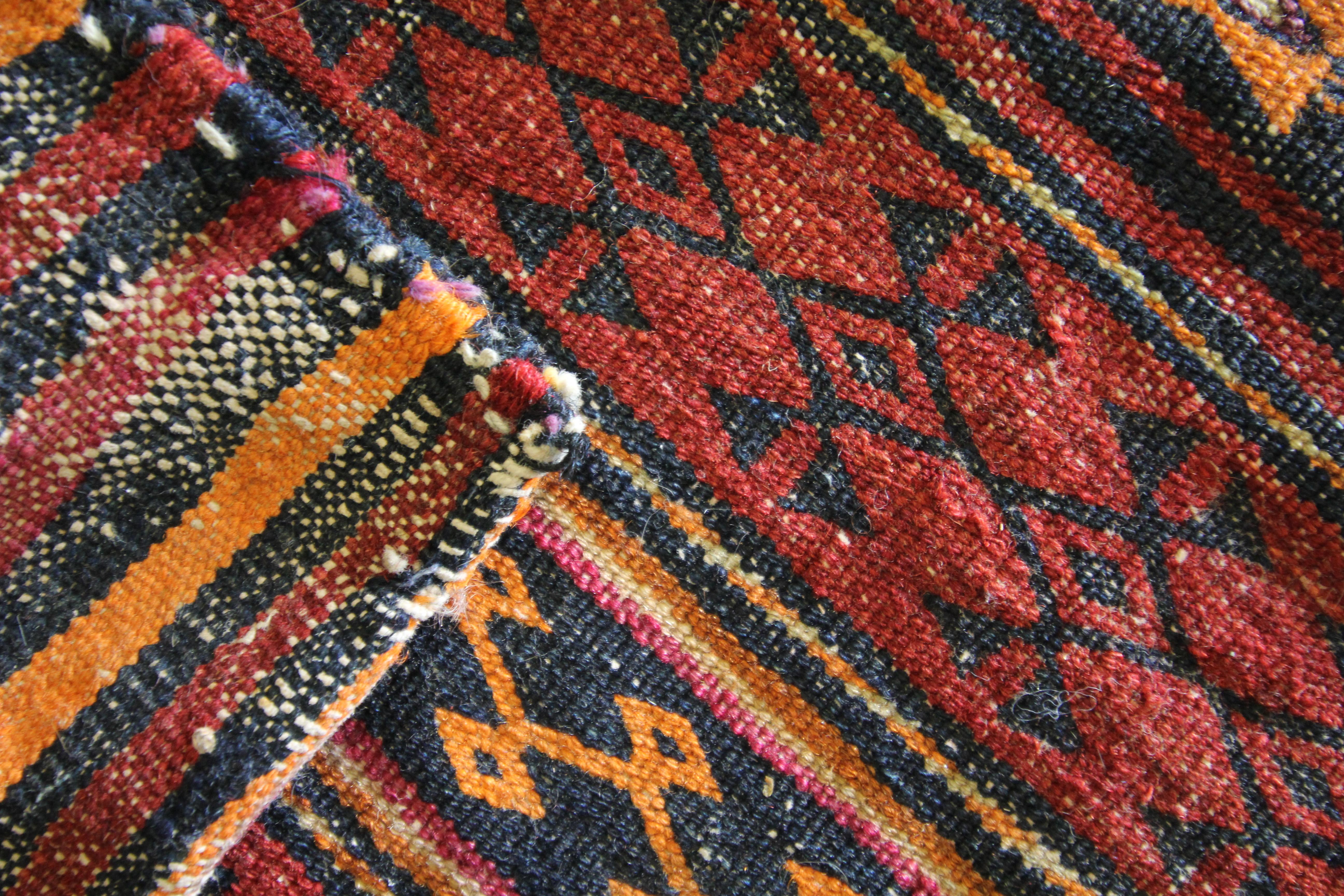 Antique Rug Salt Bag Handwoven Oriental Rug Blue Red Wool Salt Bag In Excellent Condition For Sale In Hampshire, GB