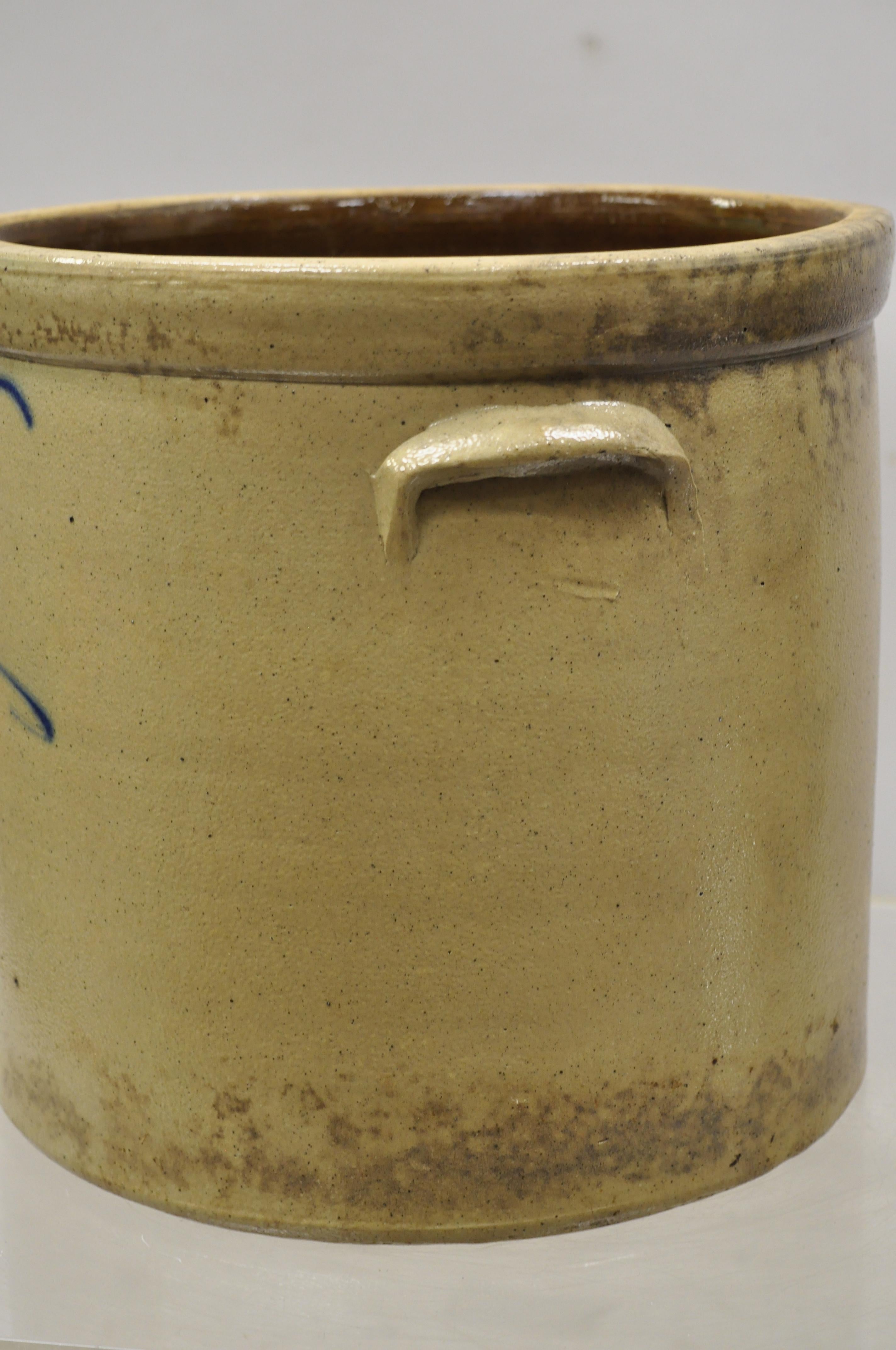 vintage ceramic crock pot