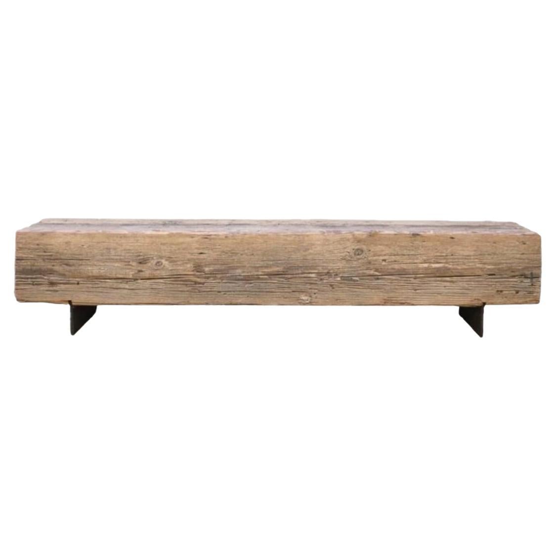 Antike Bank aus geborgenem Holz im Angebot