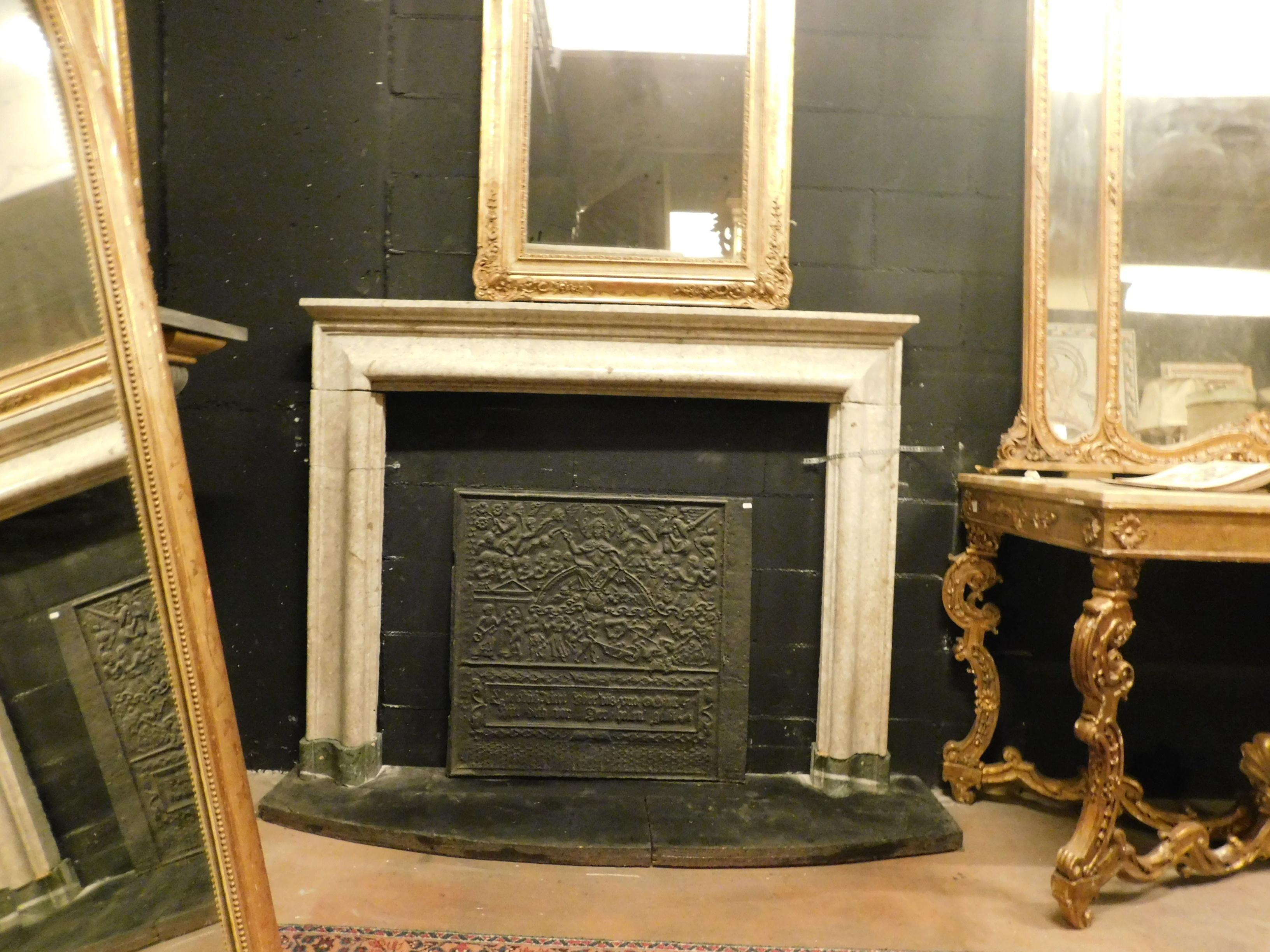 Italian Antique Salvator Rosa Fireplace Mantle in Gray and Green Marble, '600 Italy For Sale