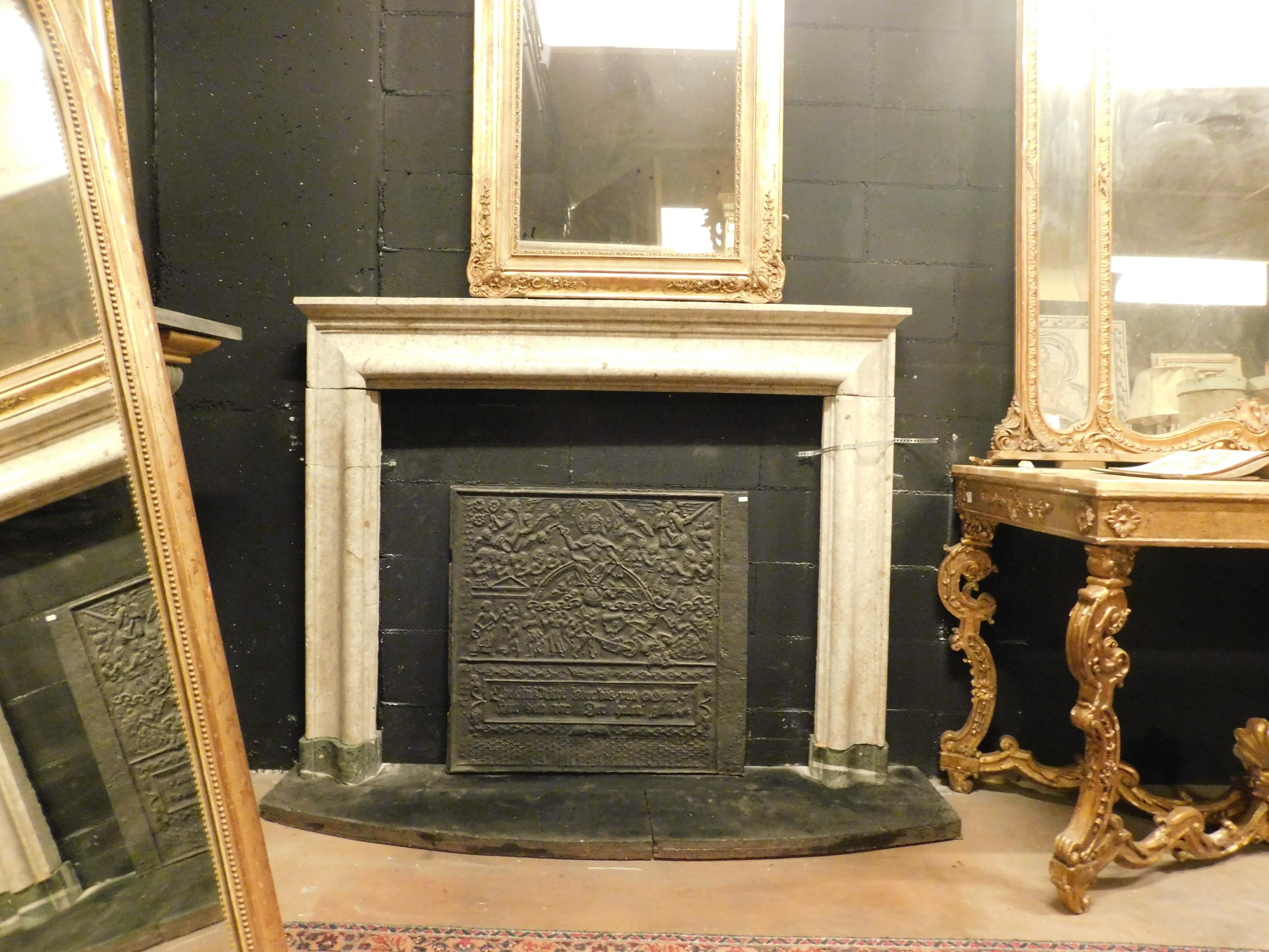 Hand-Carved Antique Salvator Rosa Fireplace Mantle in Gray and Green Marble, '600 Italy For Sale