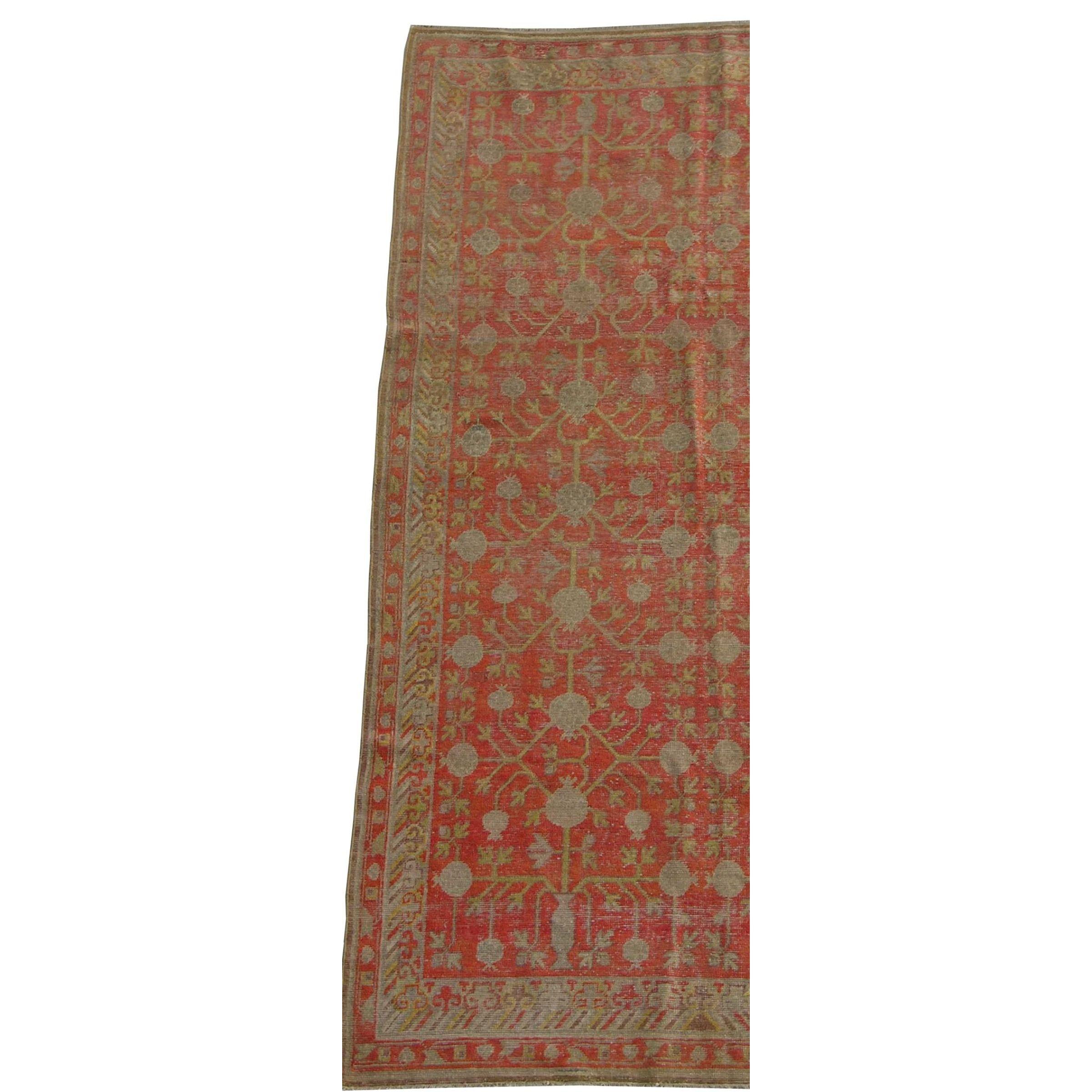 Antique Samarkand Rug 1900 -8'7'' X 4'8'' In Good Condition For Sale In Los Angeles, US