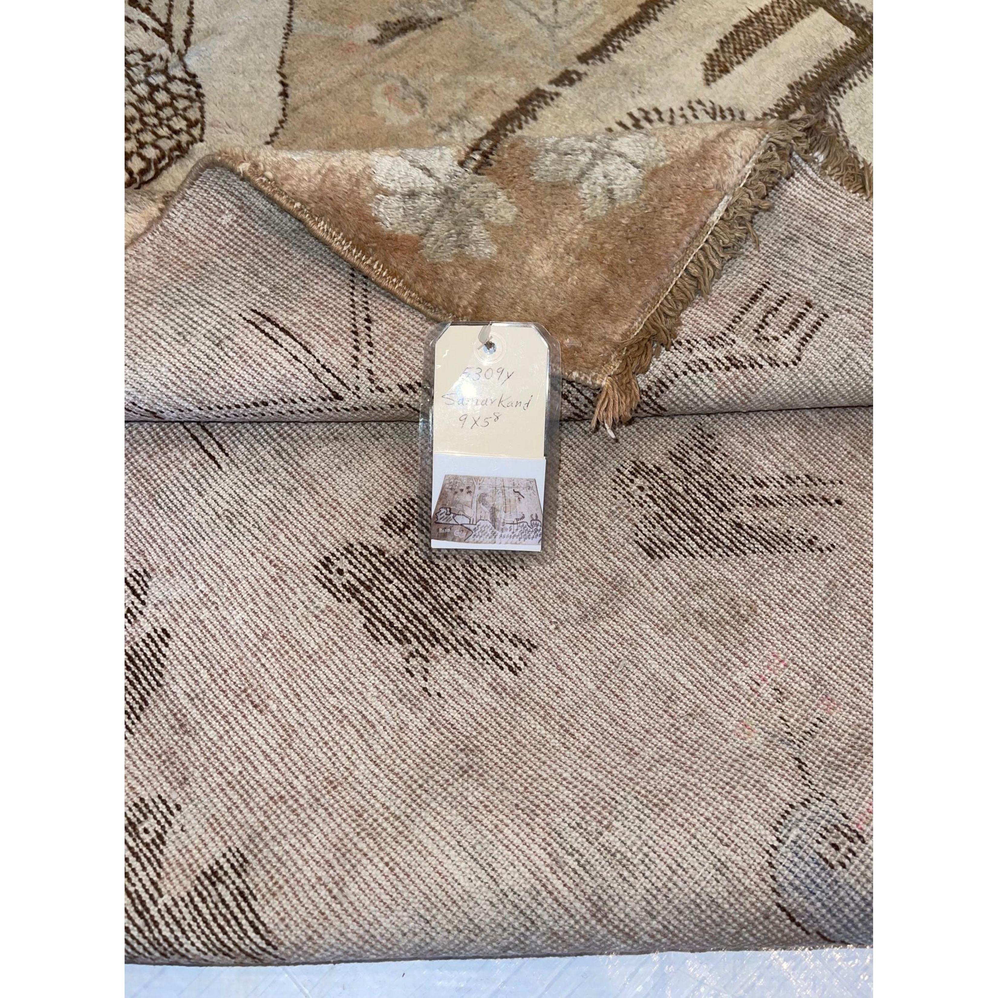 Asiatique Tapis Samarkand ancien à motif d'animaux en vente