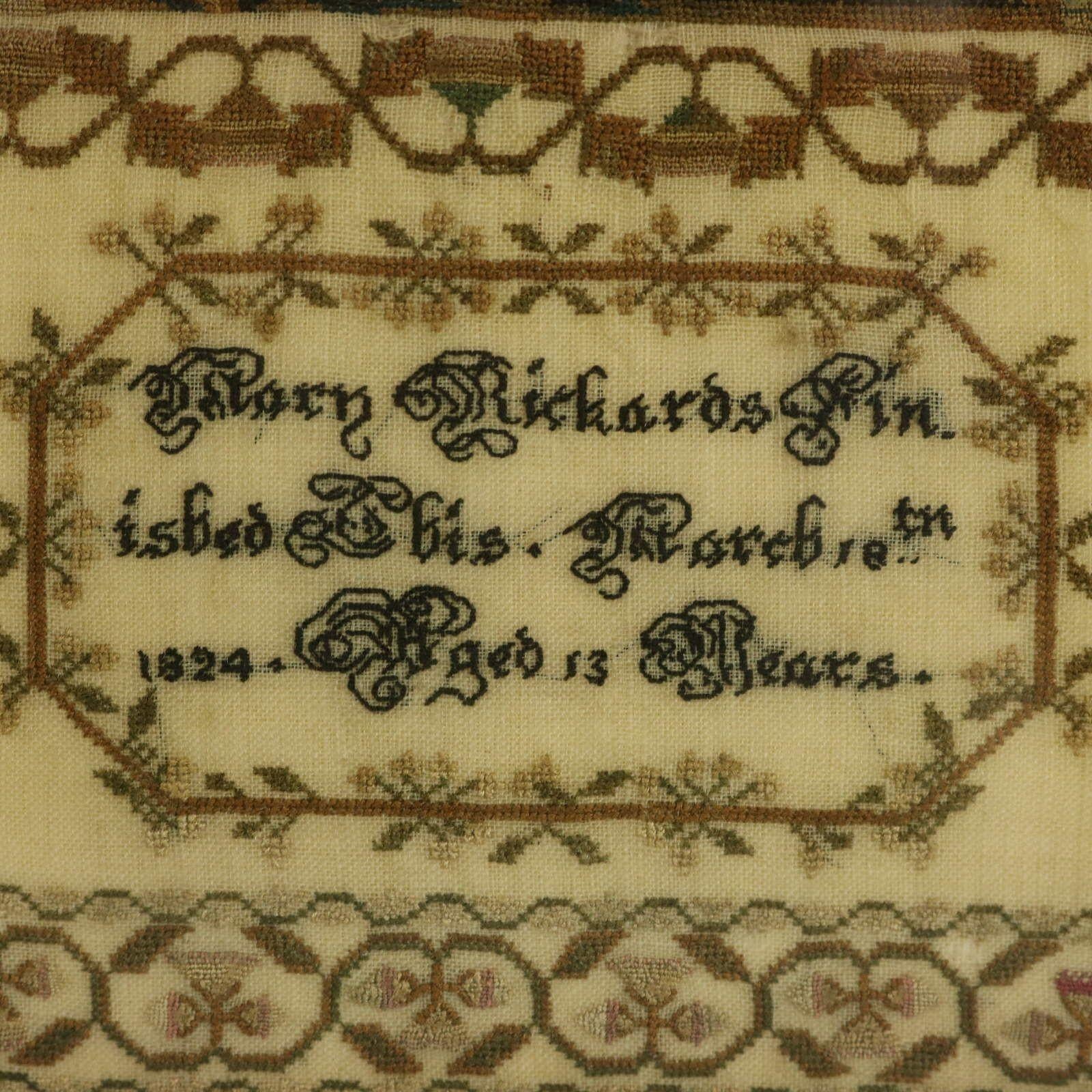 Antique Sampler, 1824, by Mary Richards aged 13 In Good Condition In Chelmsford, Essex