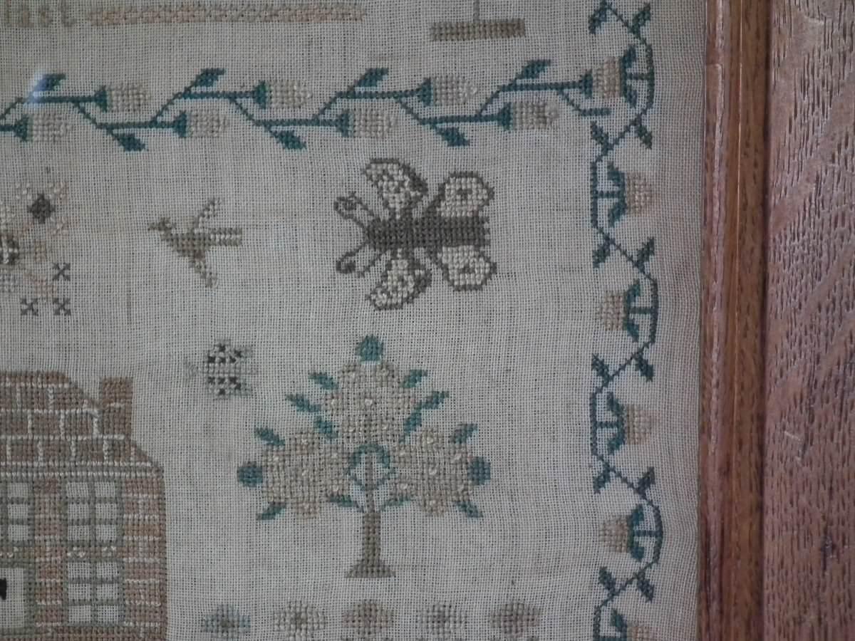 Antique Sampler, 1845, by Hannah Sims In Good Condition In Chelmsford, Essex