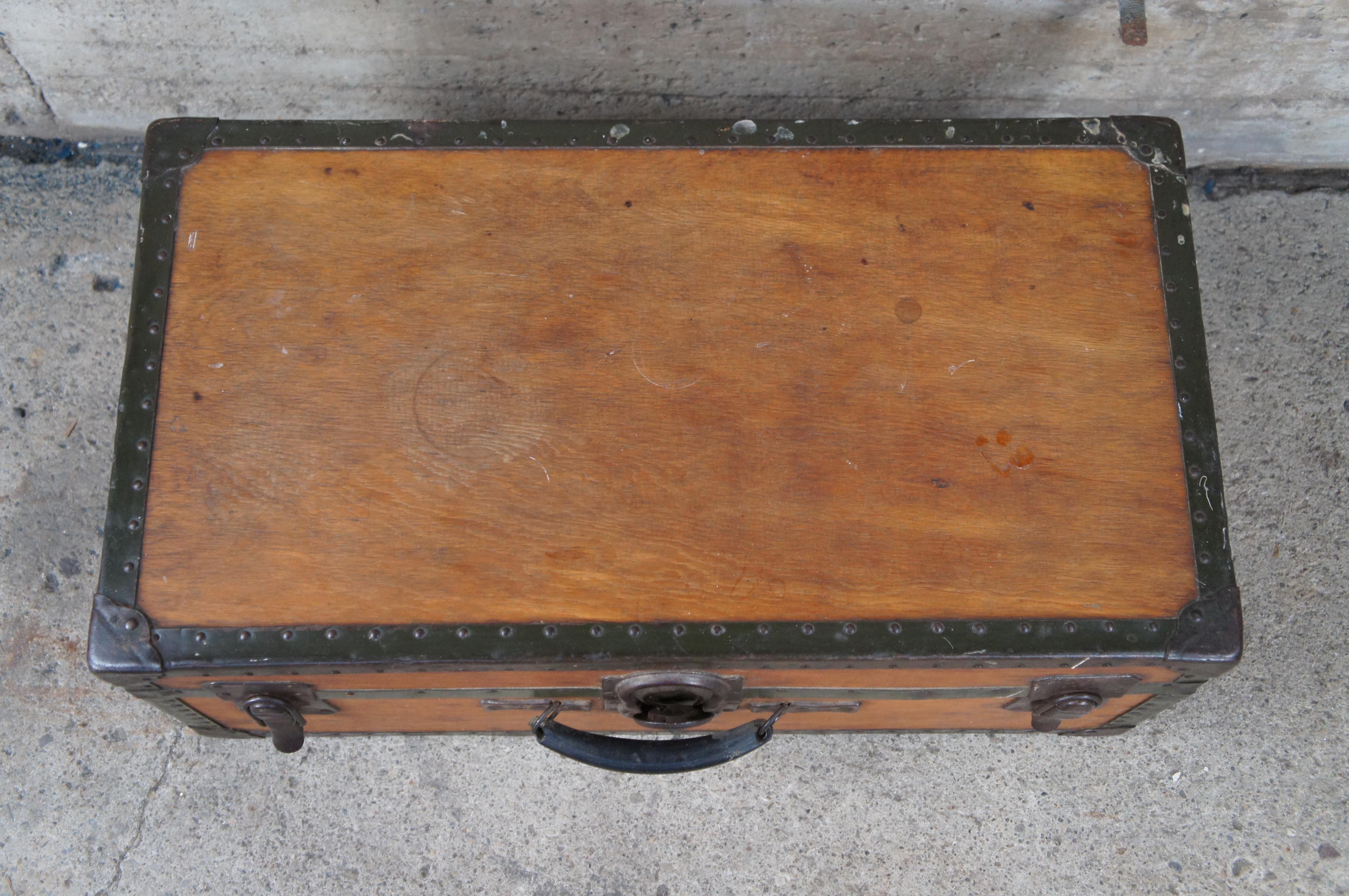 20th Century Antique Samson Shwayder Pine Metal Banded Steamer Trunk Travel Chest 35