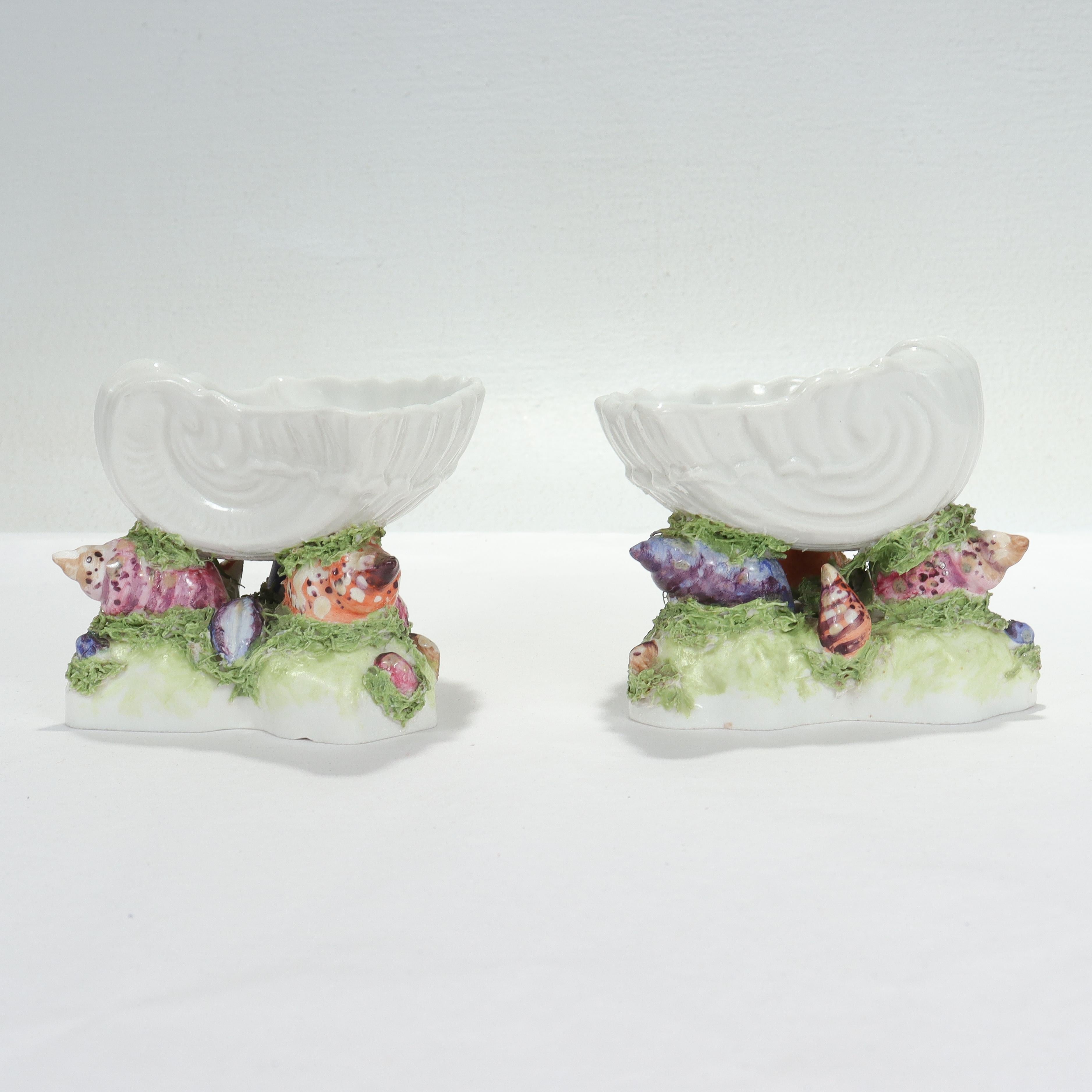 Antique Samson Worcester Style Porcelain Figural Seashell Sweetmeat Bowls/Dishes In Fair Condition For Sale In Philadelphia, PA