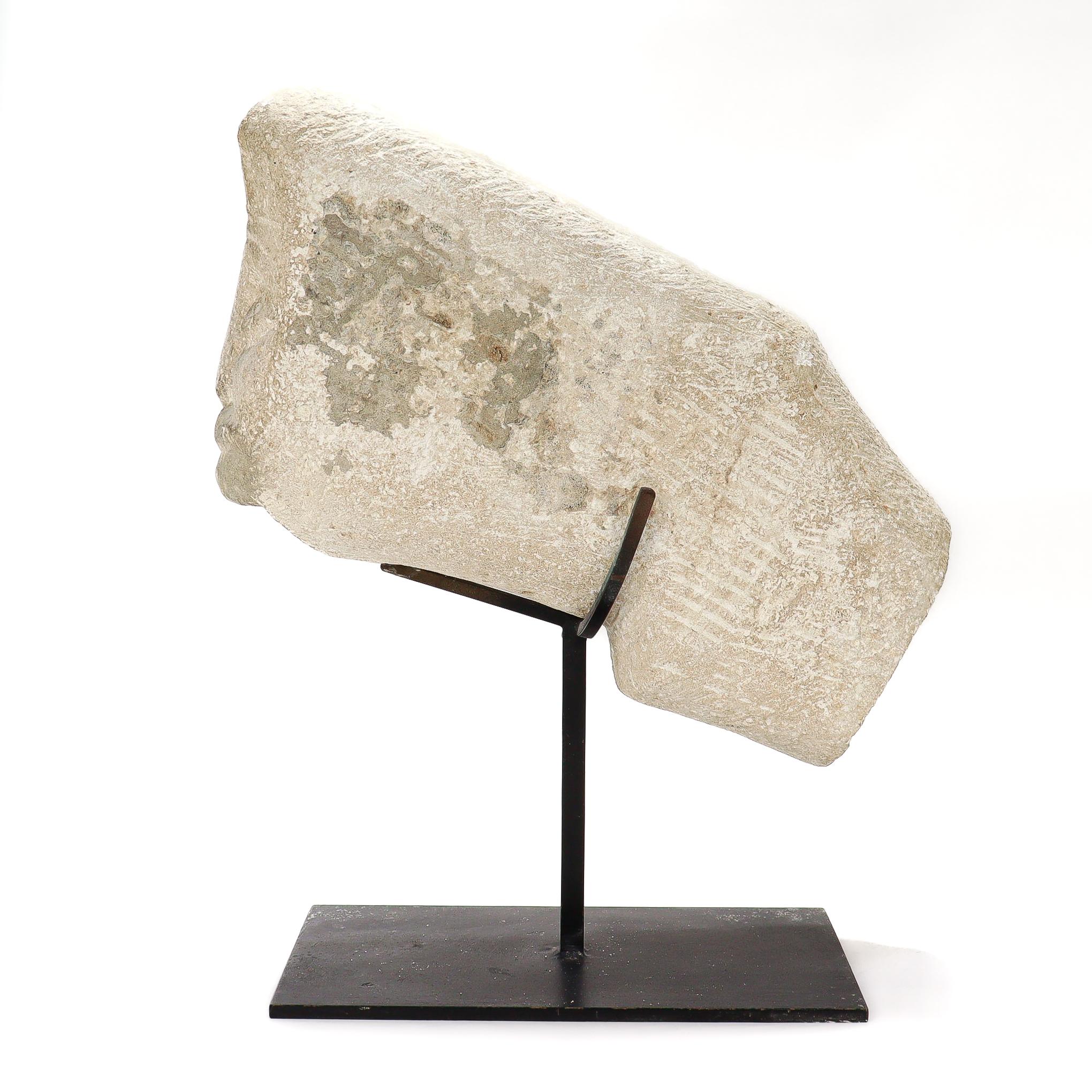 Antique Sandstone Cat Fountainhead or Capital Architectural Fragment In Good Condition For Sale In Philadelphia, PA