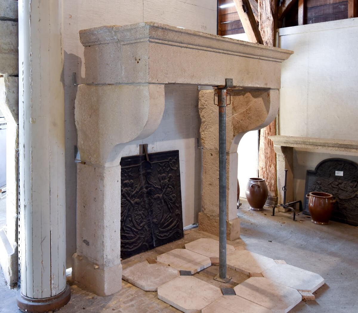 Antique sandstone fireplace mantel from the 19th Century.
To place around the chimney. See at the last picture all
dimensions of the fireplace.