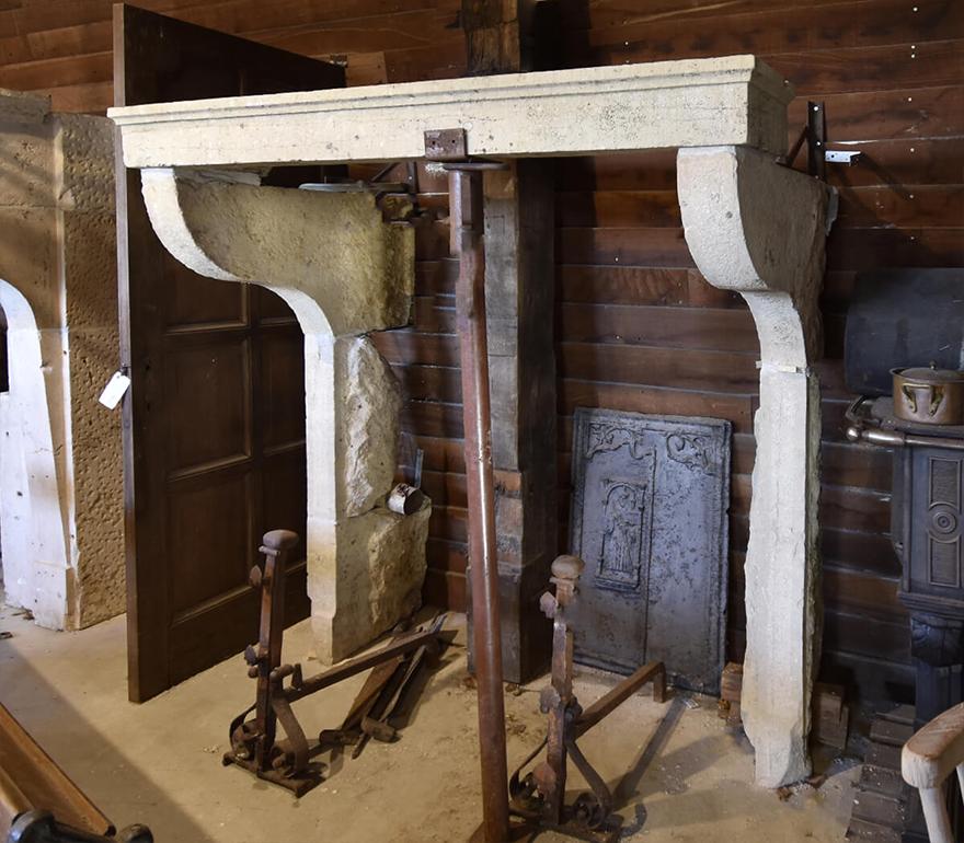 Repisa de chimenea antigua de arenisca Siglo XIX Arenisca en venta