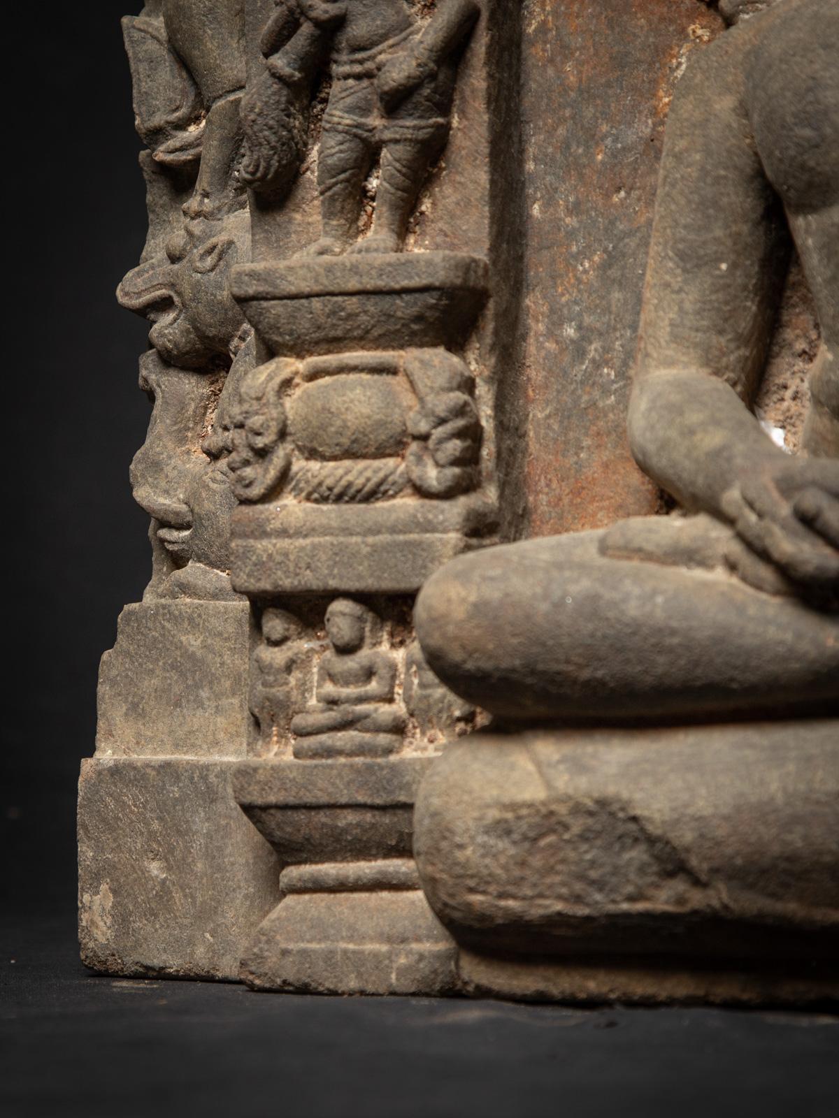 Antike Jain-Statue aus Sandstein des 24. Tirthanka aus Indien - OriginalBuddhas im Zustand „Gut“ im Angebot in DEVENTER, NL
