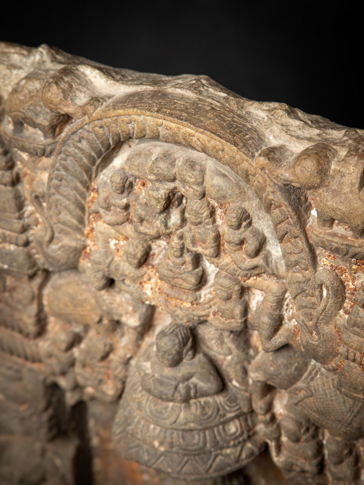 Antike Jain-Statue aus Sandstein des 24. Tirthanka aus Indien - OriginalBuddhas im Angebot 2