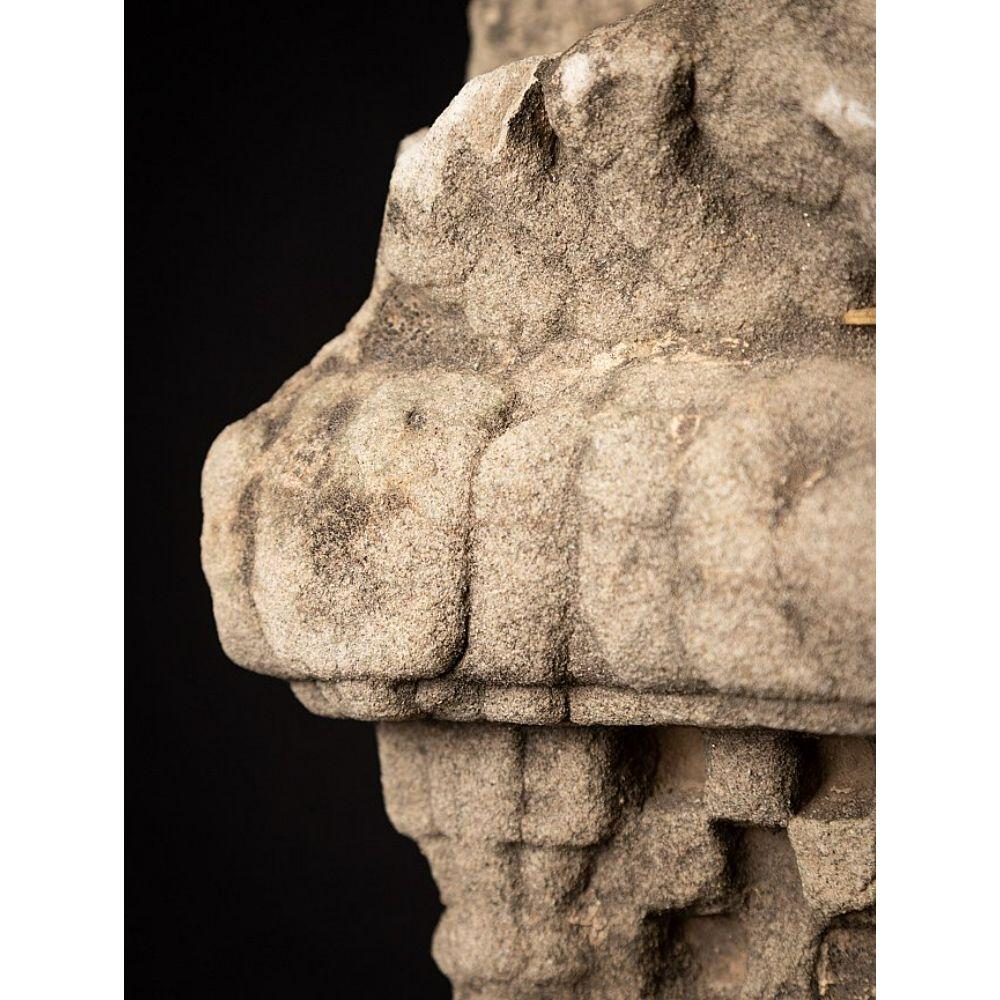 Antiker Sandsteinschrein aus Indien aus Indien aus Indien im Angebot 2