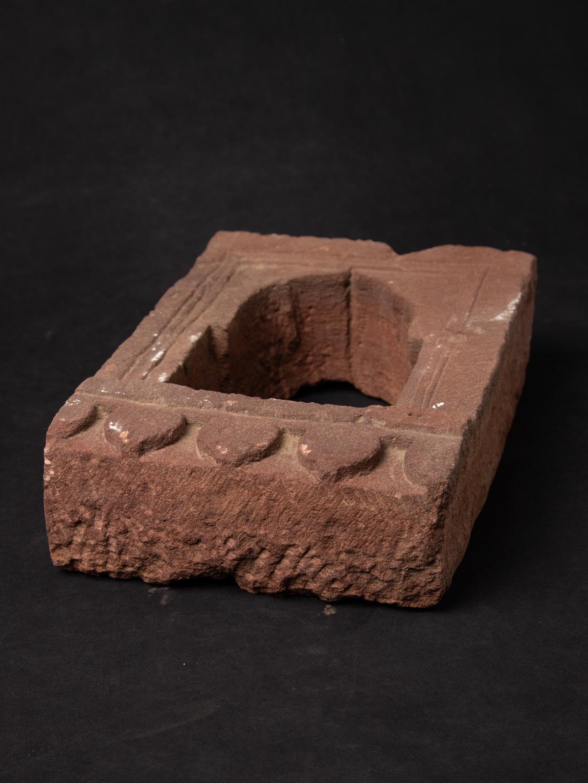 Antique sandstone temple from India from 19 Century - OriginalBuddhas For Sale 9