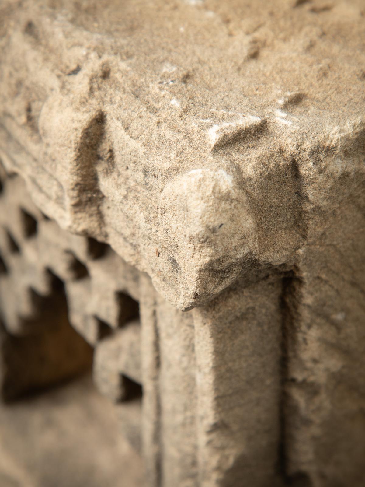 temple ancien d'Inde du 19ème siècle  OriginalBuddhas en vente 13