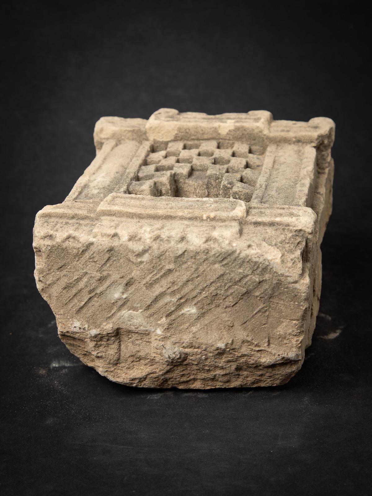 temple ancien d'Inde du 19ème siècle  OriginalBuddhas en vente 14