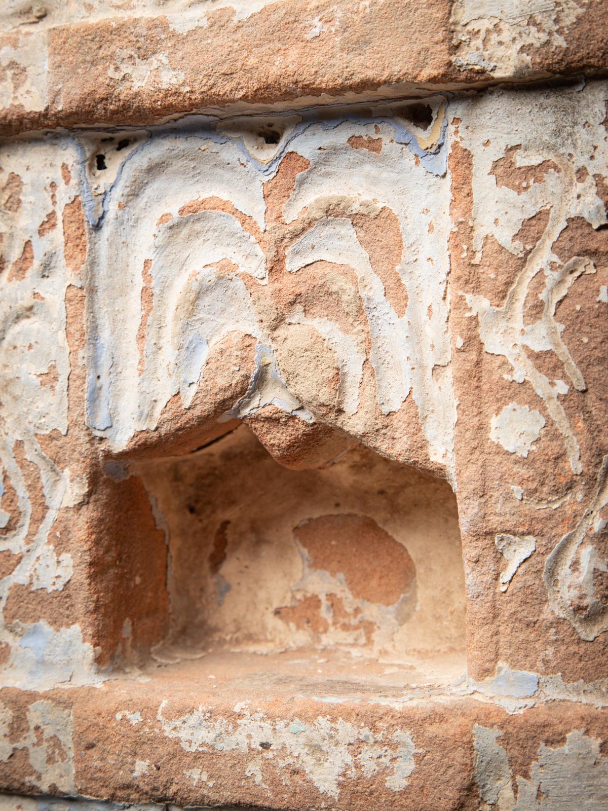 temple ancien d'Inde du 19ème siècle  OriginalBuddhas en vente 3