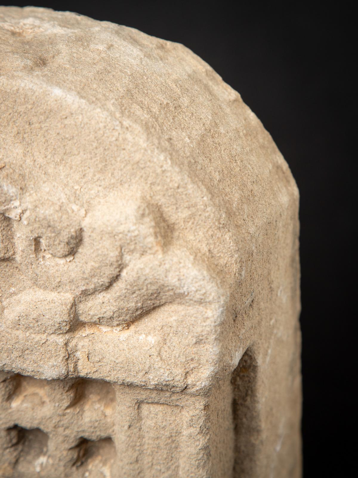 Antique sandstone temple from India from 19 Century  OriginalBuddhas For Sale 3