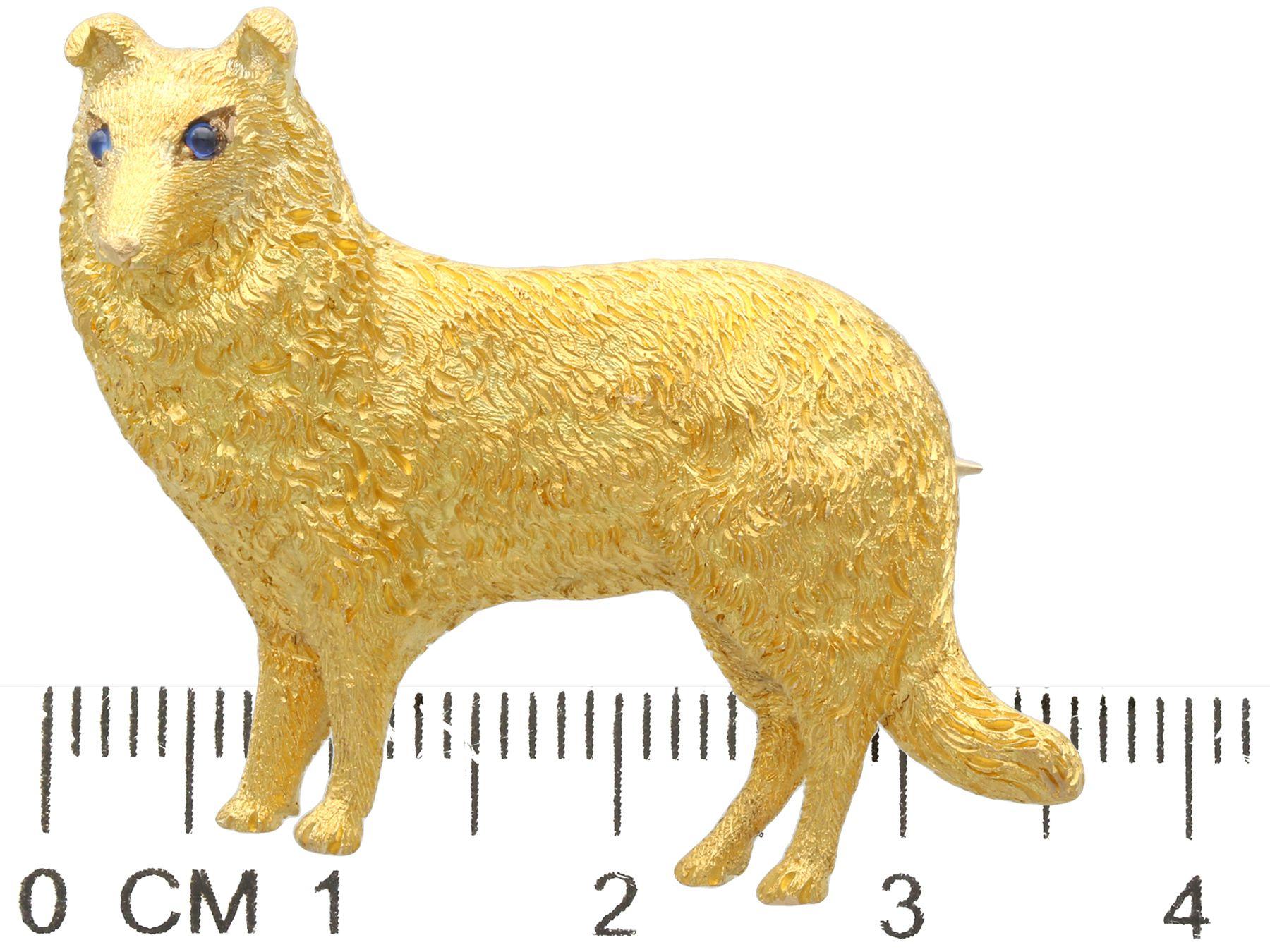 Antique Sapphire and 20K Yellow Gold Dog Brooch For Sale 2