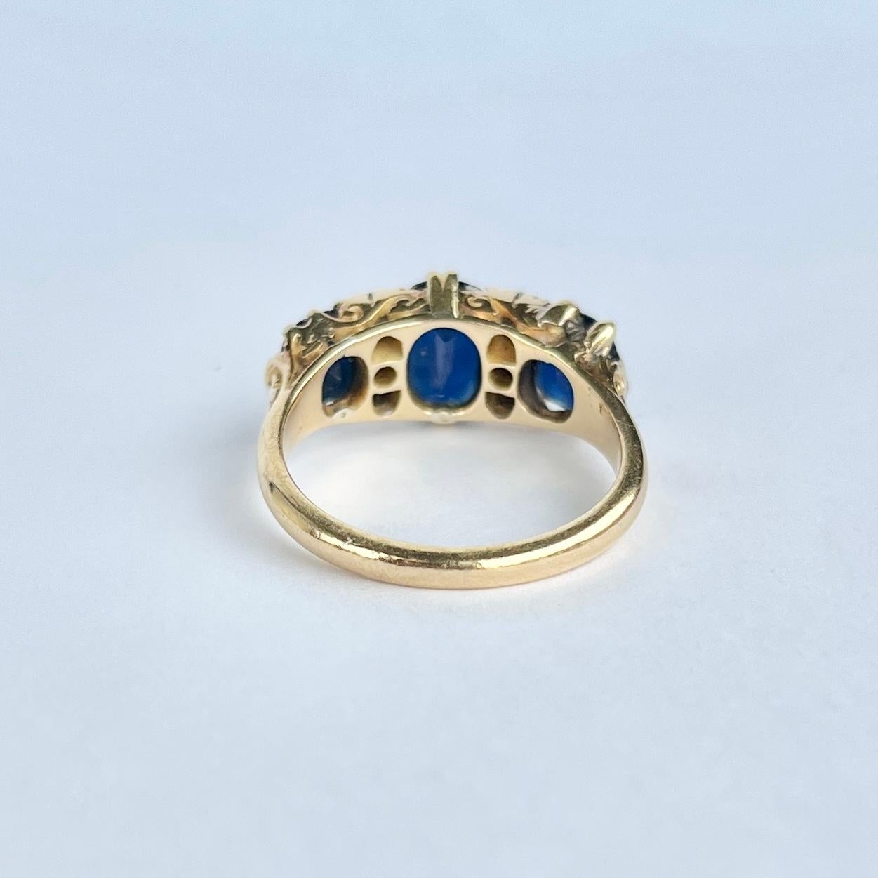 Edwardian Antique Sapphire and Diamond 18 Carat Gold Three Stone Ring For Sale