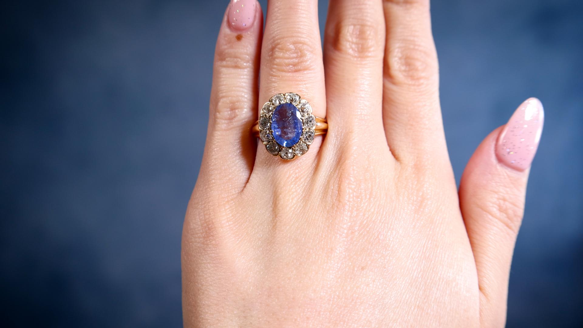 Mixed Cut Antique Sapphire and Diamond 18k Yellow Gold Cluster Ring For Sale