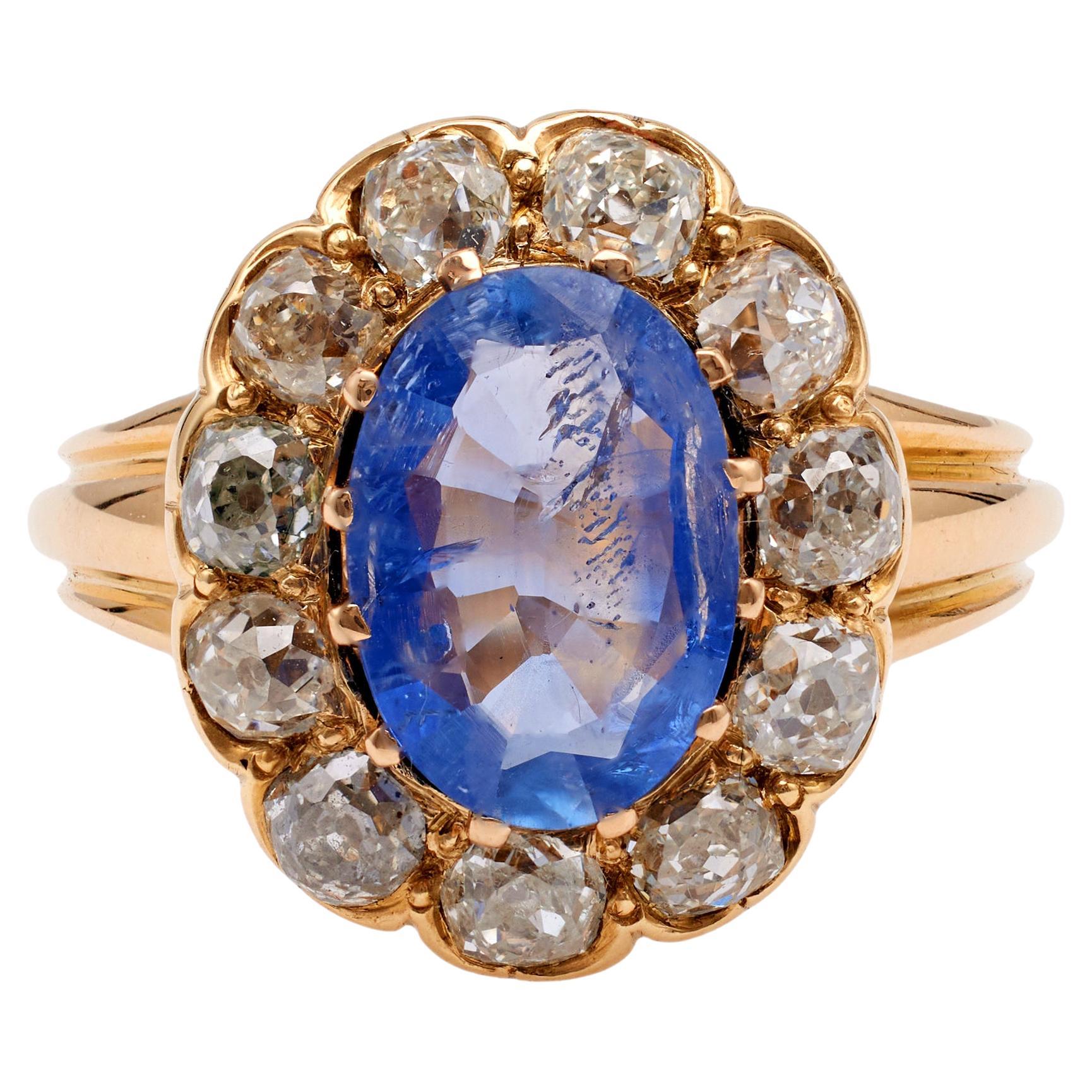 Antique Sapphire and Diamond 18k Yellow Gold Cluster Ring For Sale