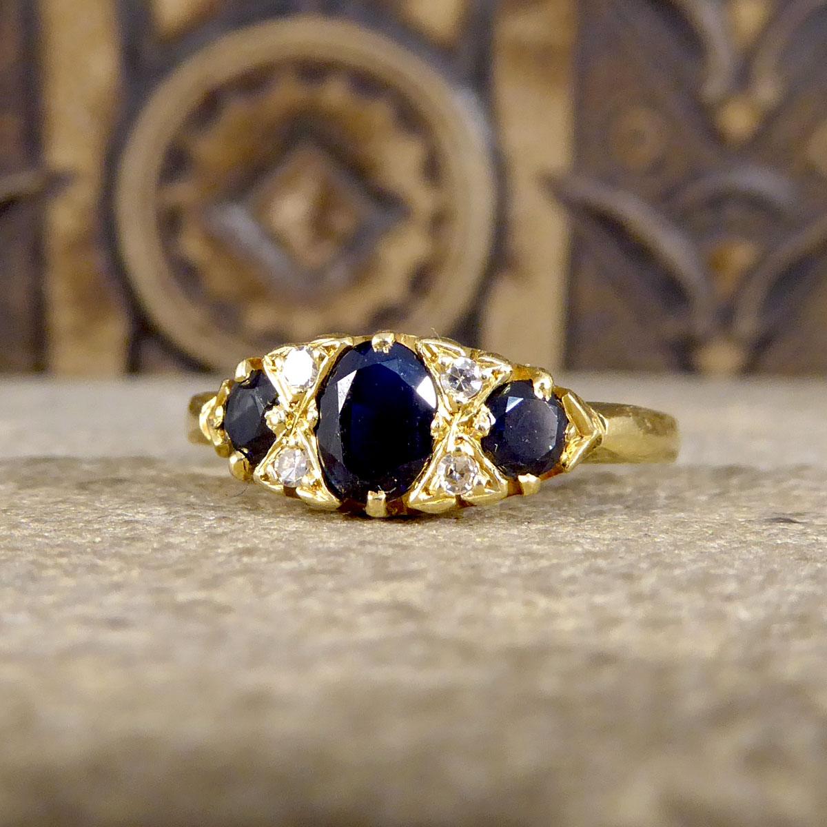 Late Victorian Antique Sapphire and Diamond Boat Ring in 18ct Yellow Gold