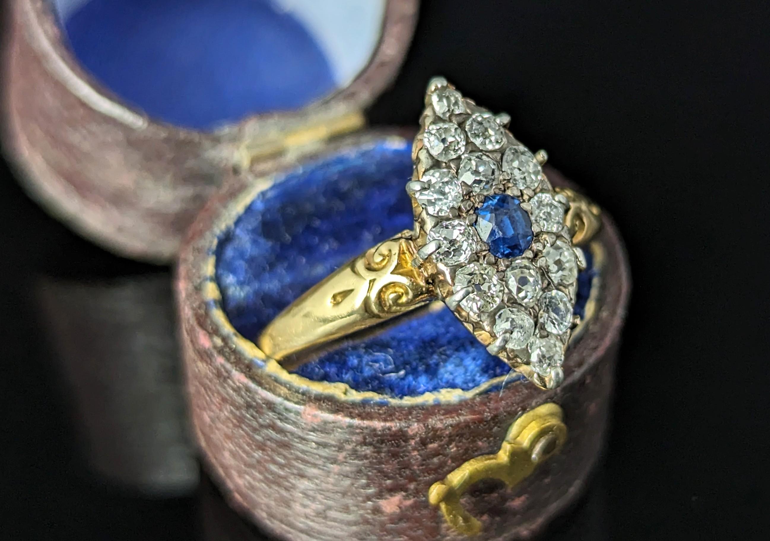Antique Sapphire and Diamond navette ring, 18k gold, Victorian  For Sale 6