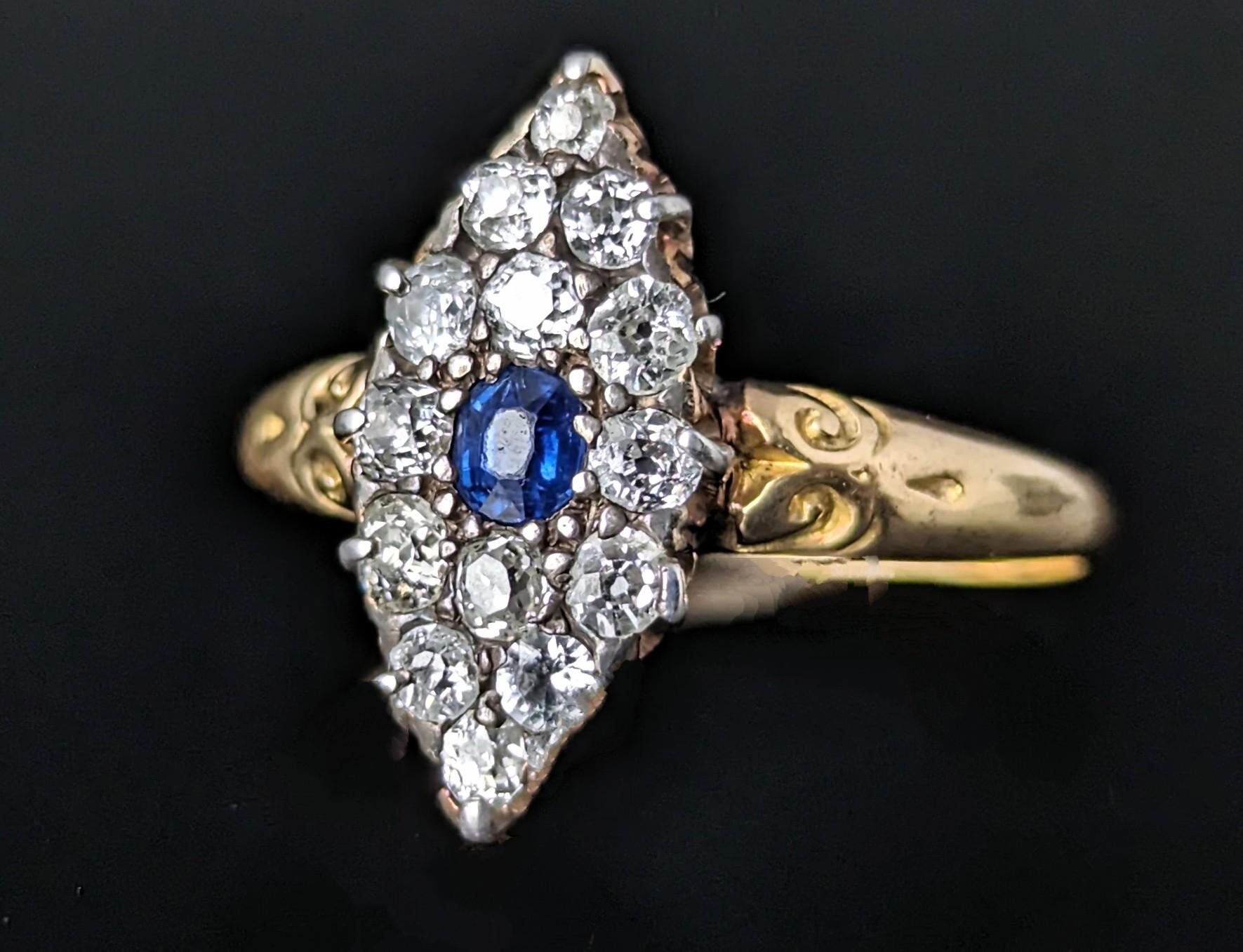 Antique Sapphire and Diamond navette ring, 18k gold, Victorian  For Sale 2