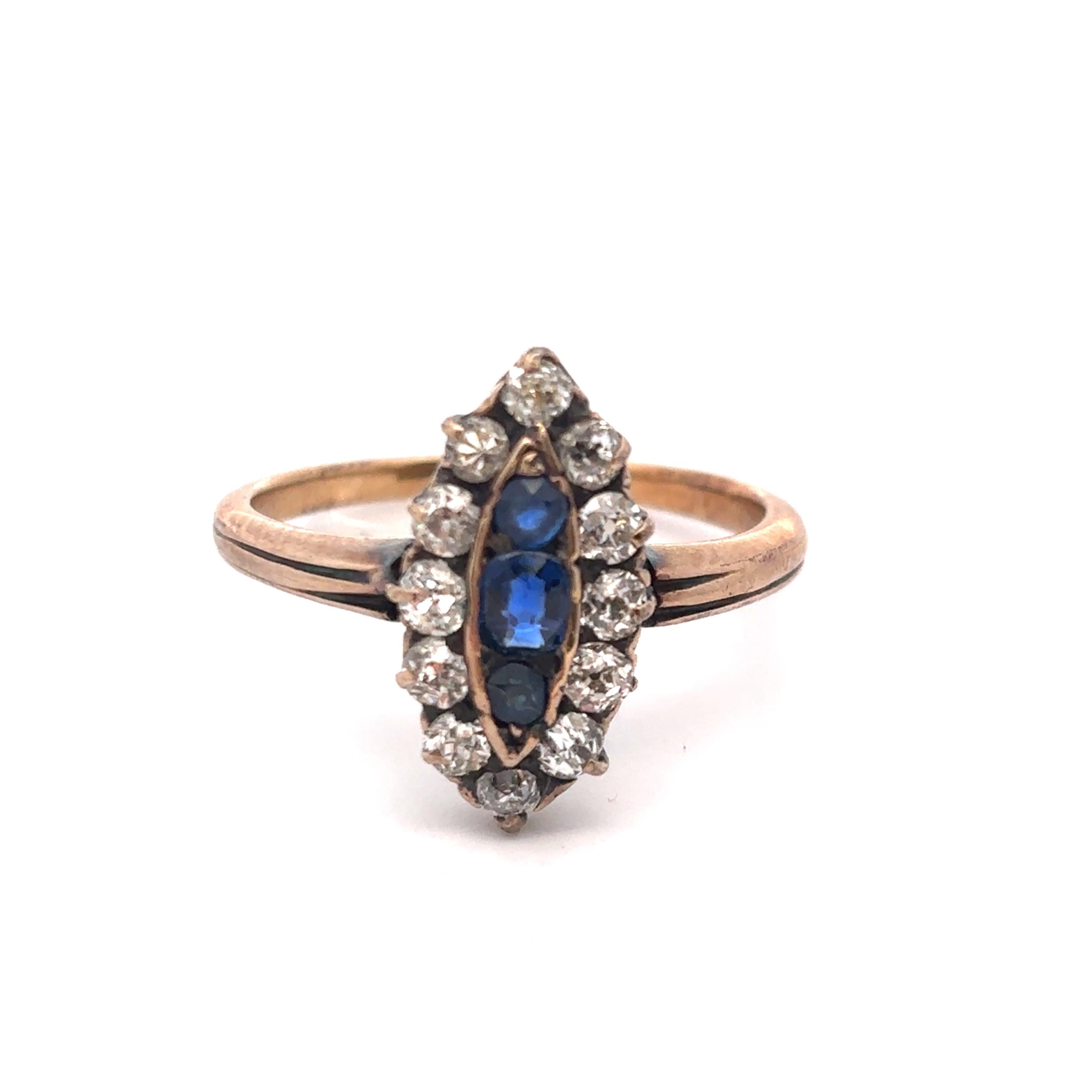 Antique Sapphire and Diamond Navette Ring In Excellent Condition For Sale In New York, NY