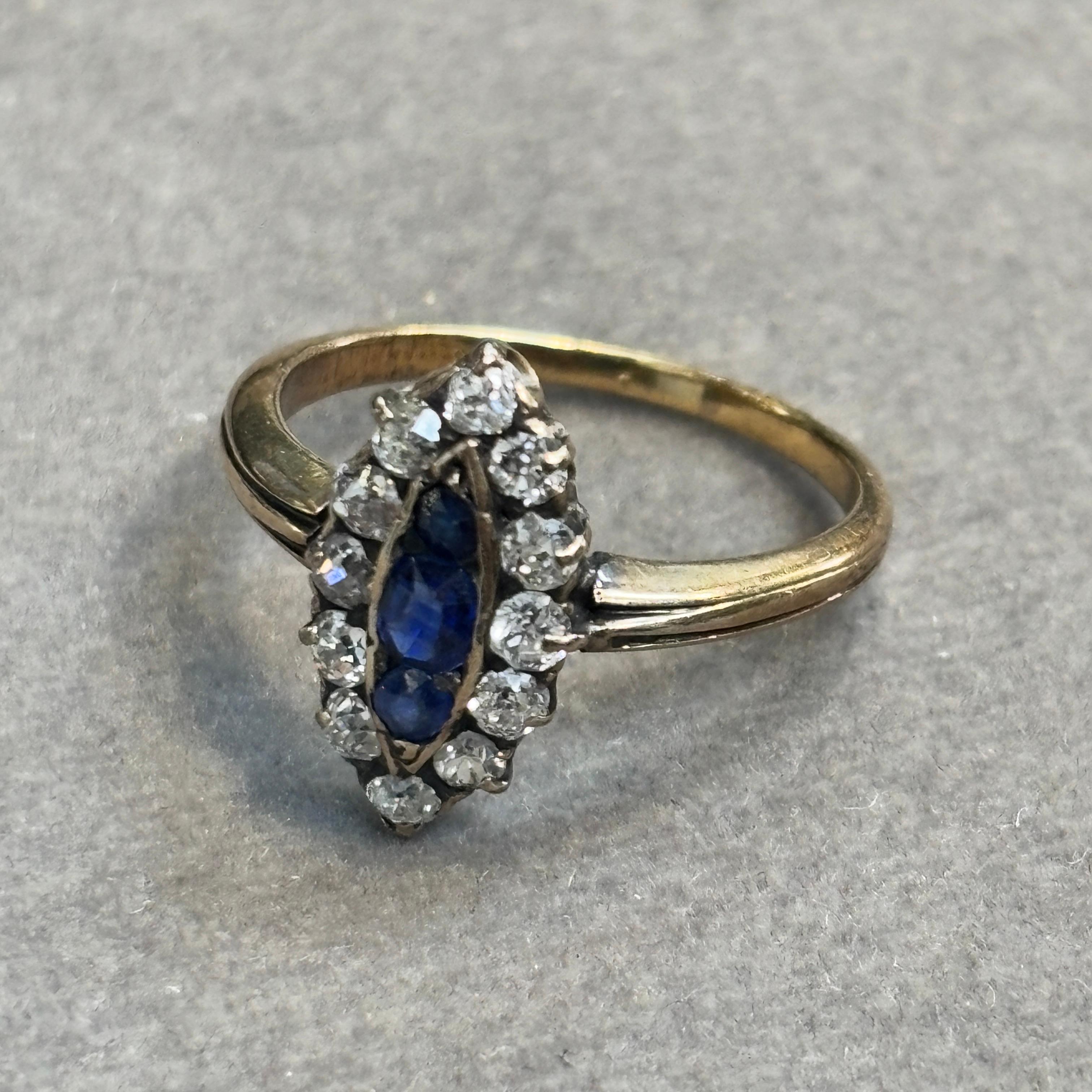 Antique Sapphire and Diamond Navette Ring For Sale 1