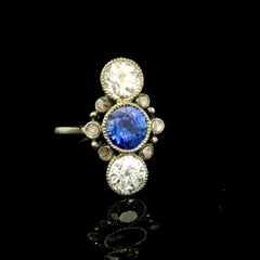 Antiker Ring mit Saphiren und Diamanten