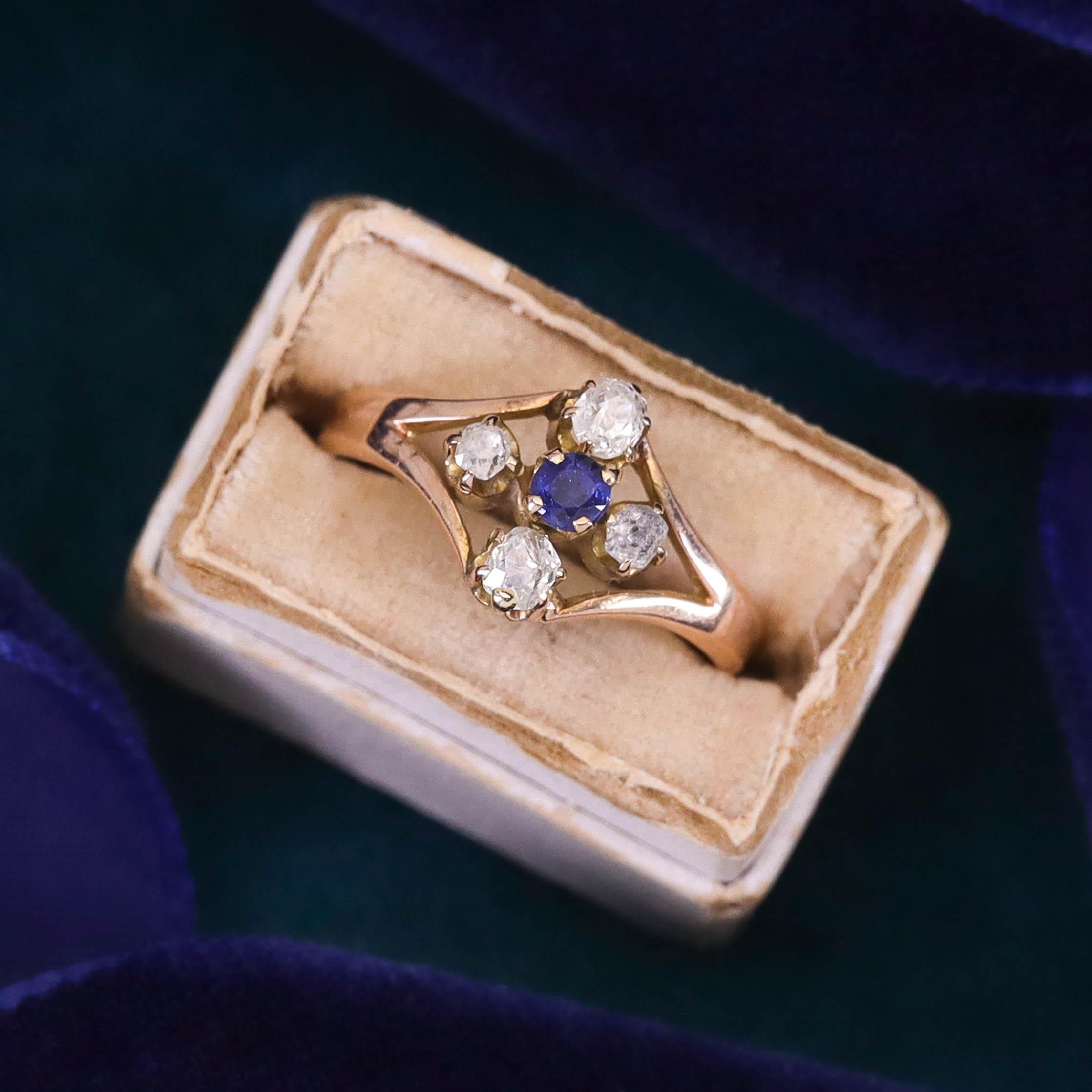 Donna Anello antico con zaffiro e diamante in oro 14k in vendita