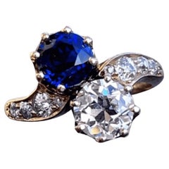 Antiker Toi et Moi-Ring mit Saphir und Diamant