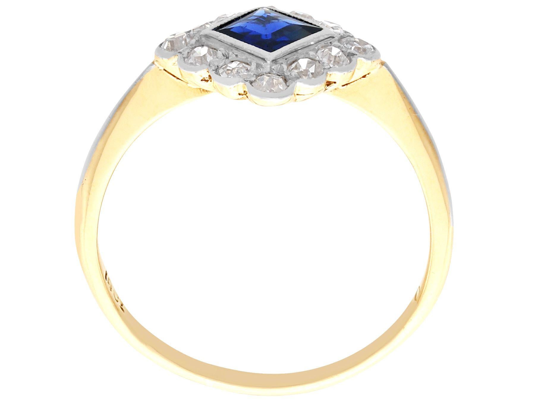 Women's or Men's Antique Sapphire and Diamond Yellow Gold Cocktail Engagement Ring Circa 1925 For Sale