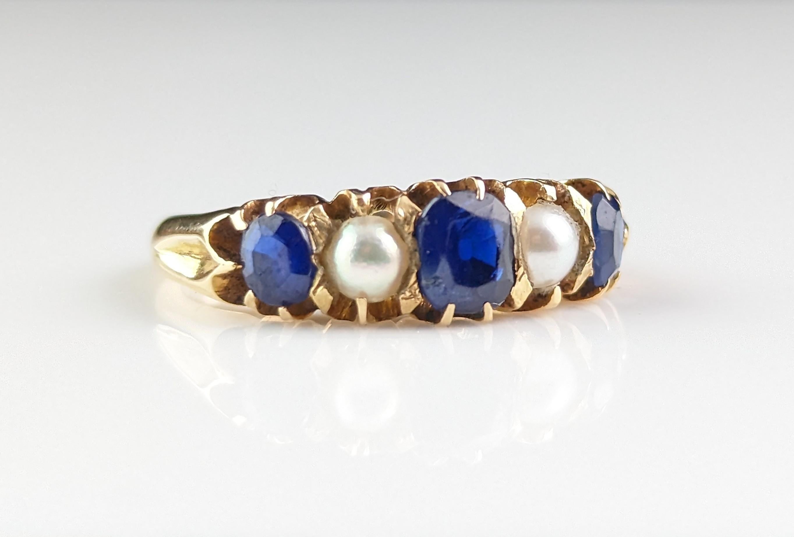 Antique Sapphire and Pearl five stone ring, 18k yellow gold, Victorian  For Sale 5