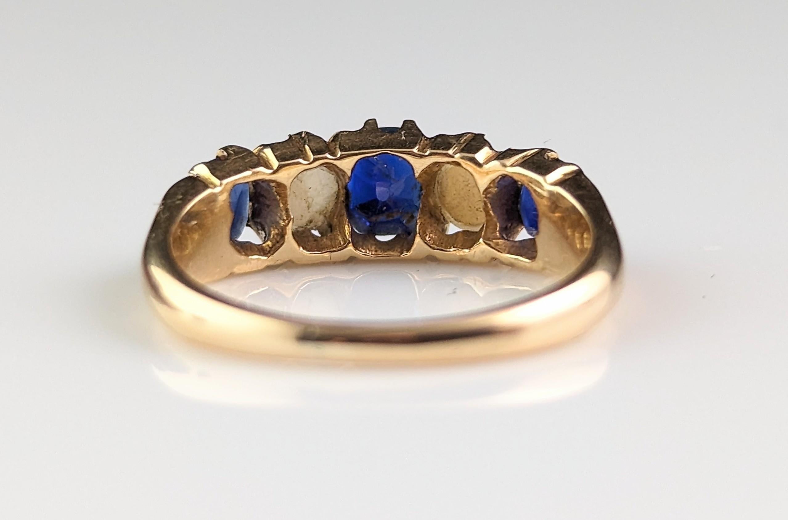 Antique Sapphire and Pearl five stone ring, 18k yellow gold, Victorian  For Sale 7
