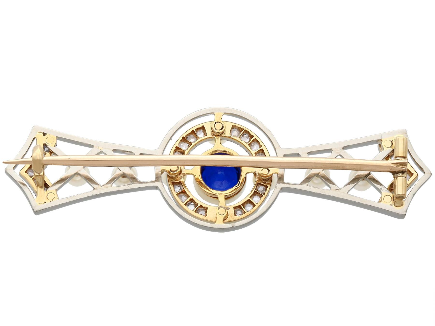 Antique Sapphire Diamond and Seed Pearl Yellow Gold and Platinum Brooch In Excellent Condition For Sale In Jesmond, Newcastle Upon Tyne