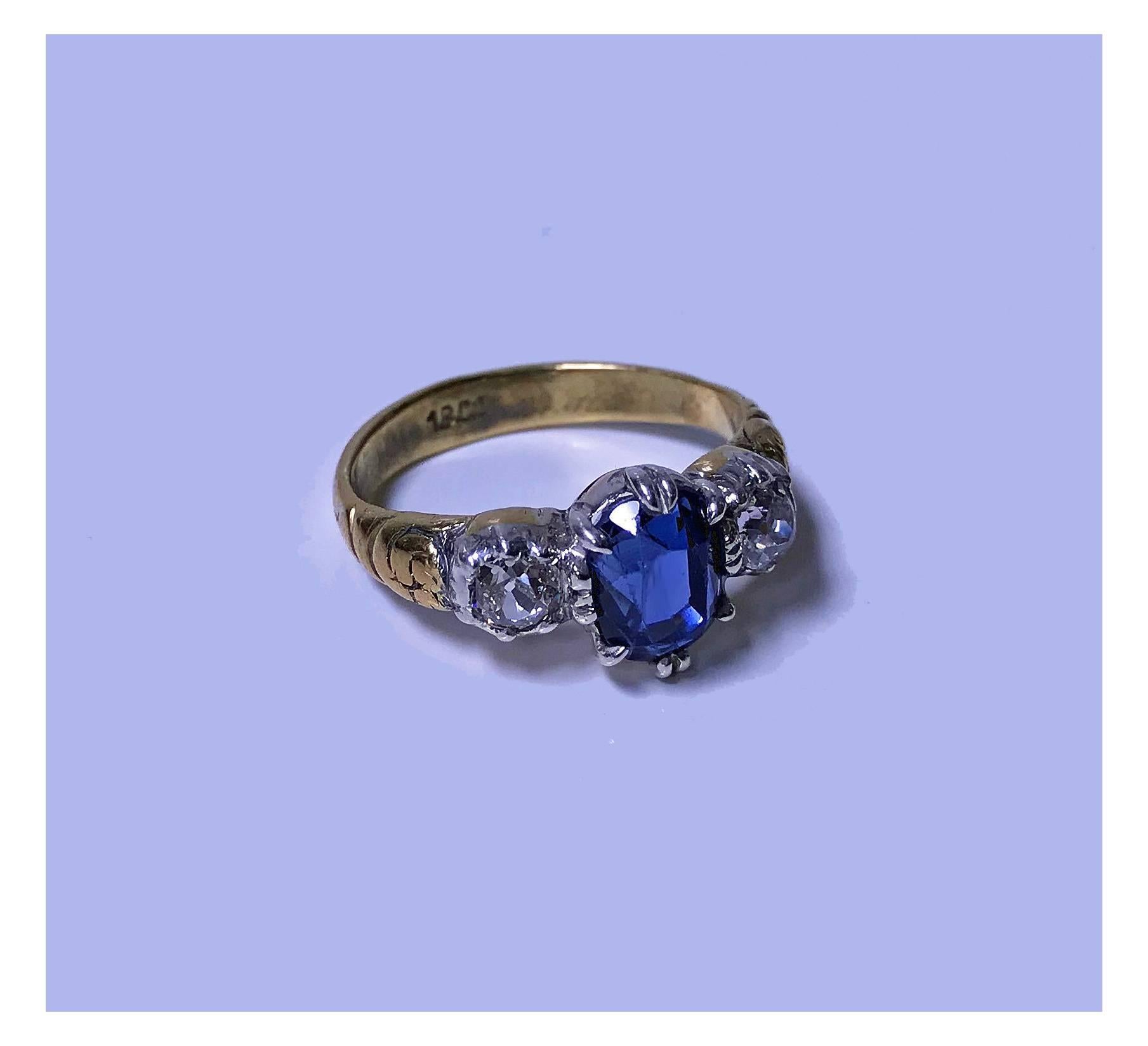 Antique Sapphire Diamond Gold Ring In Good Condition In Toronto, ON