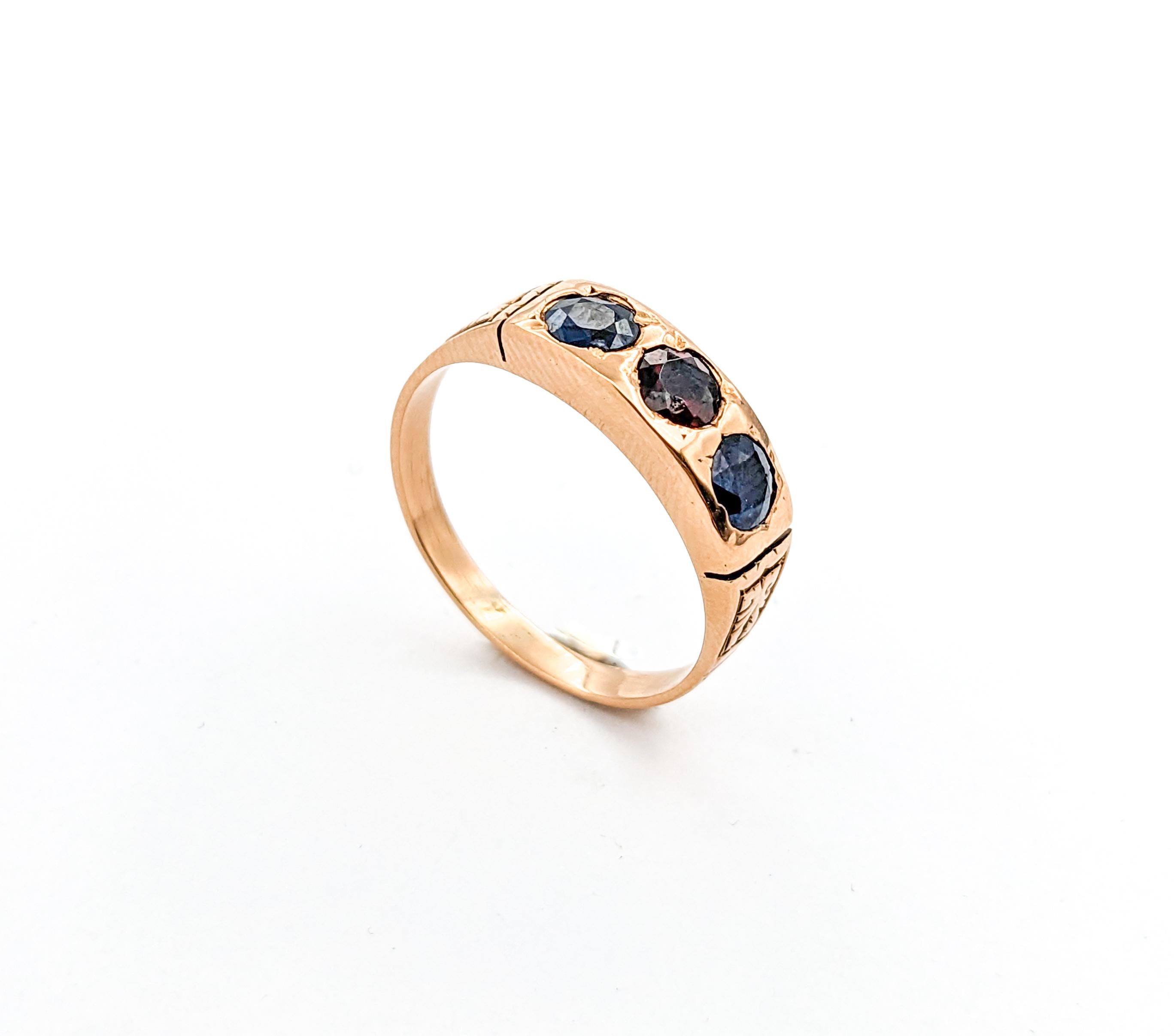 Women's Antique Sapphire & Garnet Ring In Yellow Gold For Sale